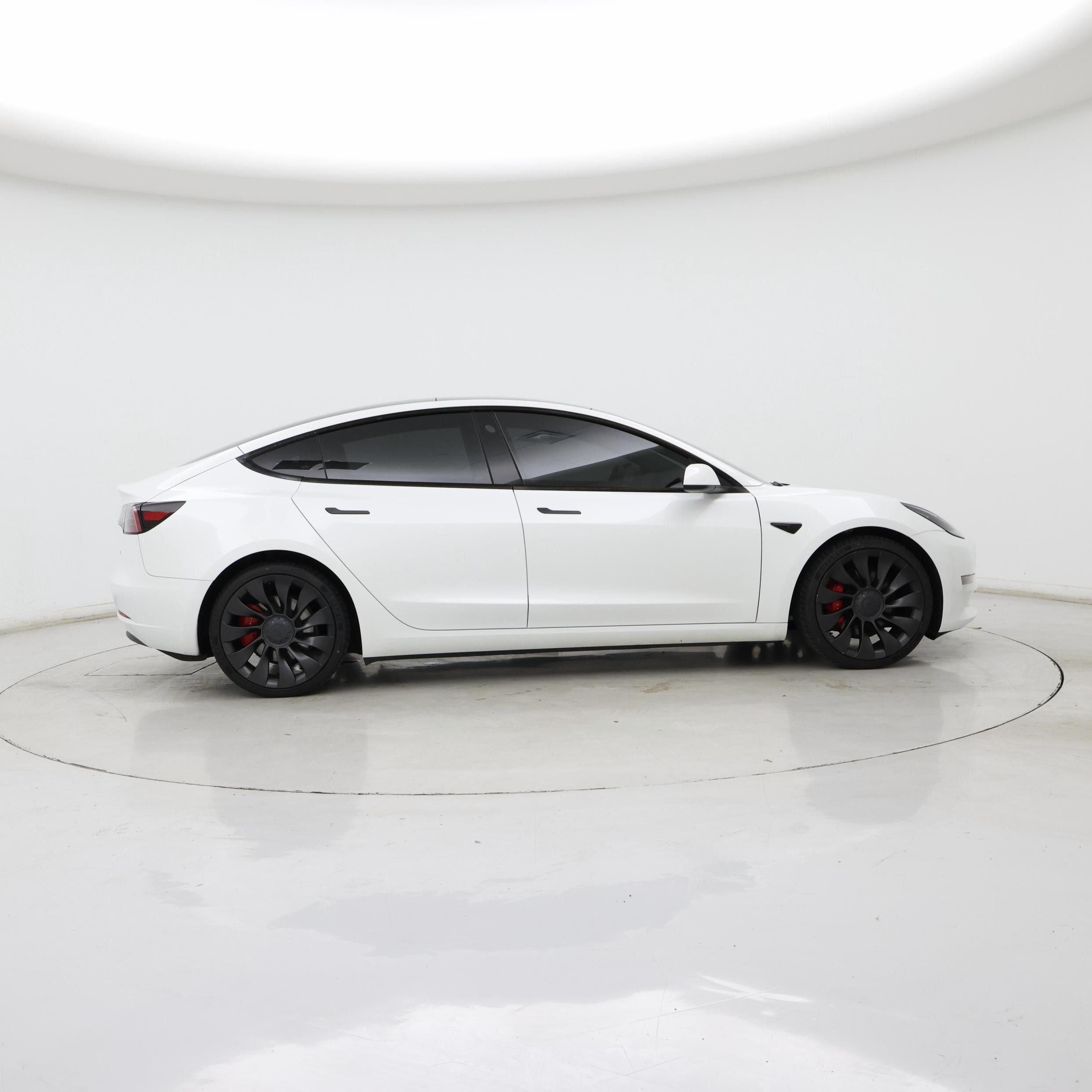 Thumbnail: 2023 Tesla Model 3 - 7