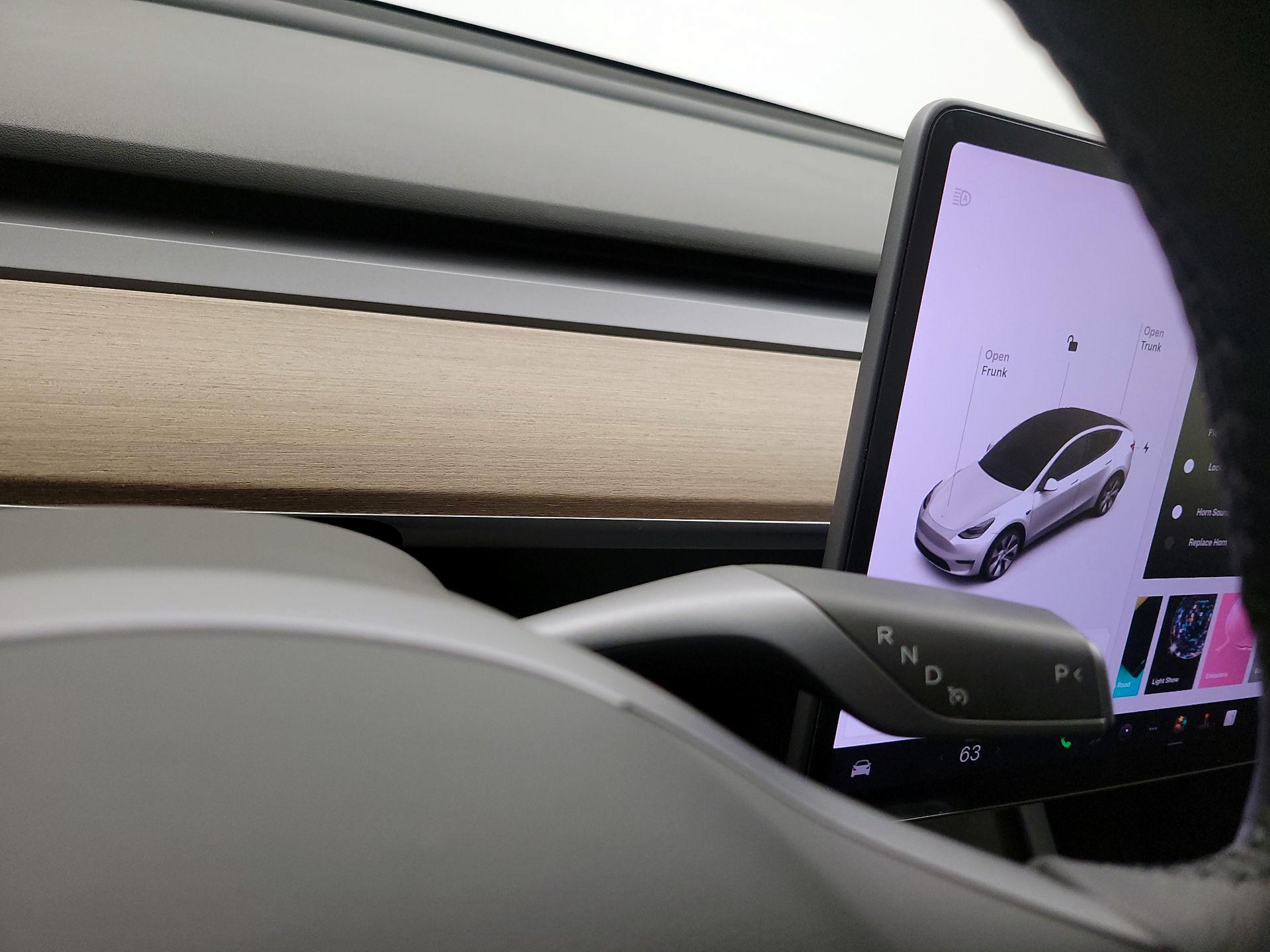 Thumbnail: 2022 Tesla Model Y - 17