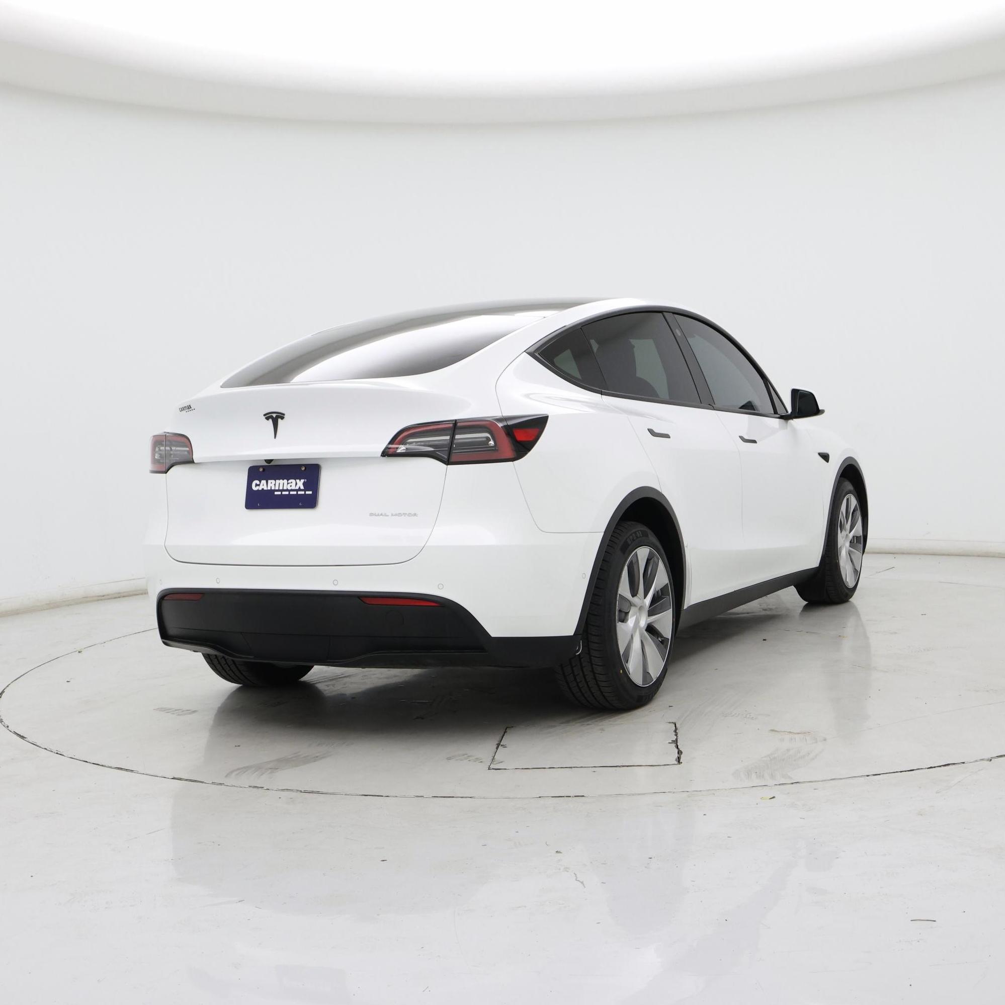 Thumbnail: 2022 Tesla Model Y - 8