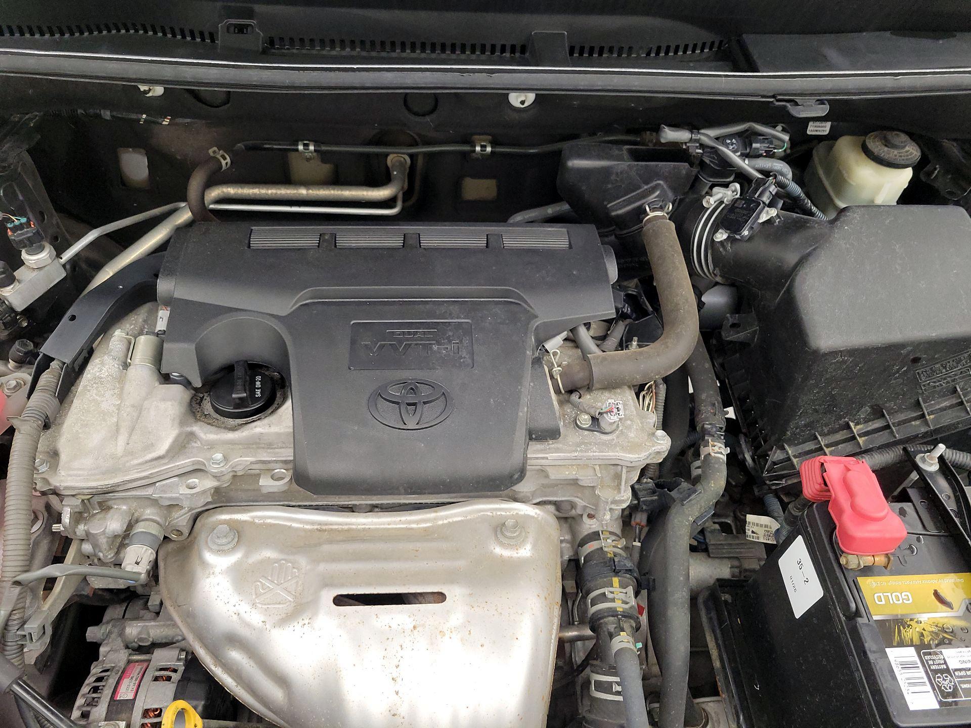 Thumbnail: 2015 Toyota RAV4 - 20