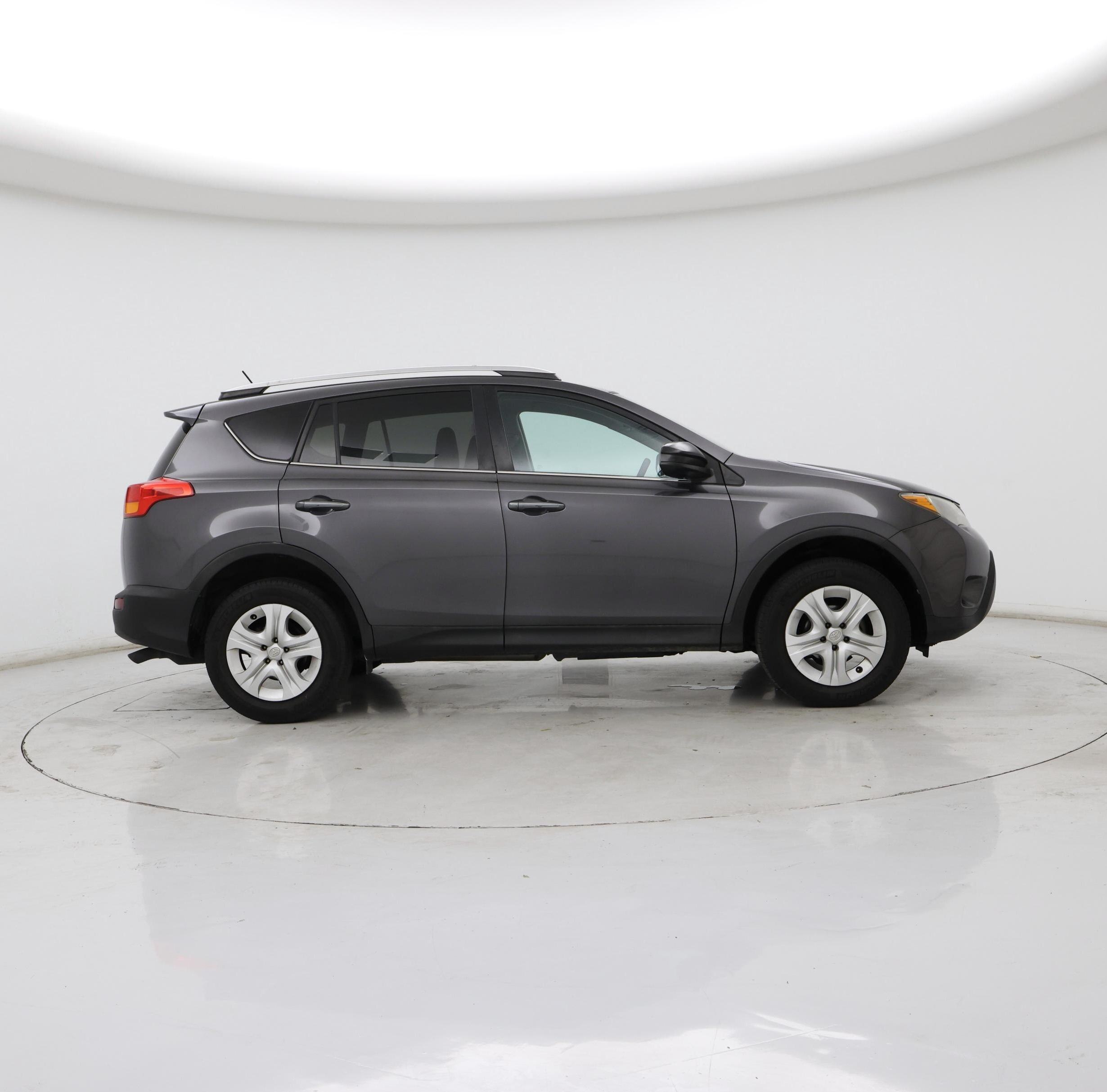 Thumbnail: 2015 Toyota RAV4 - 7