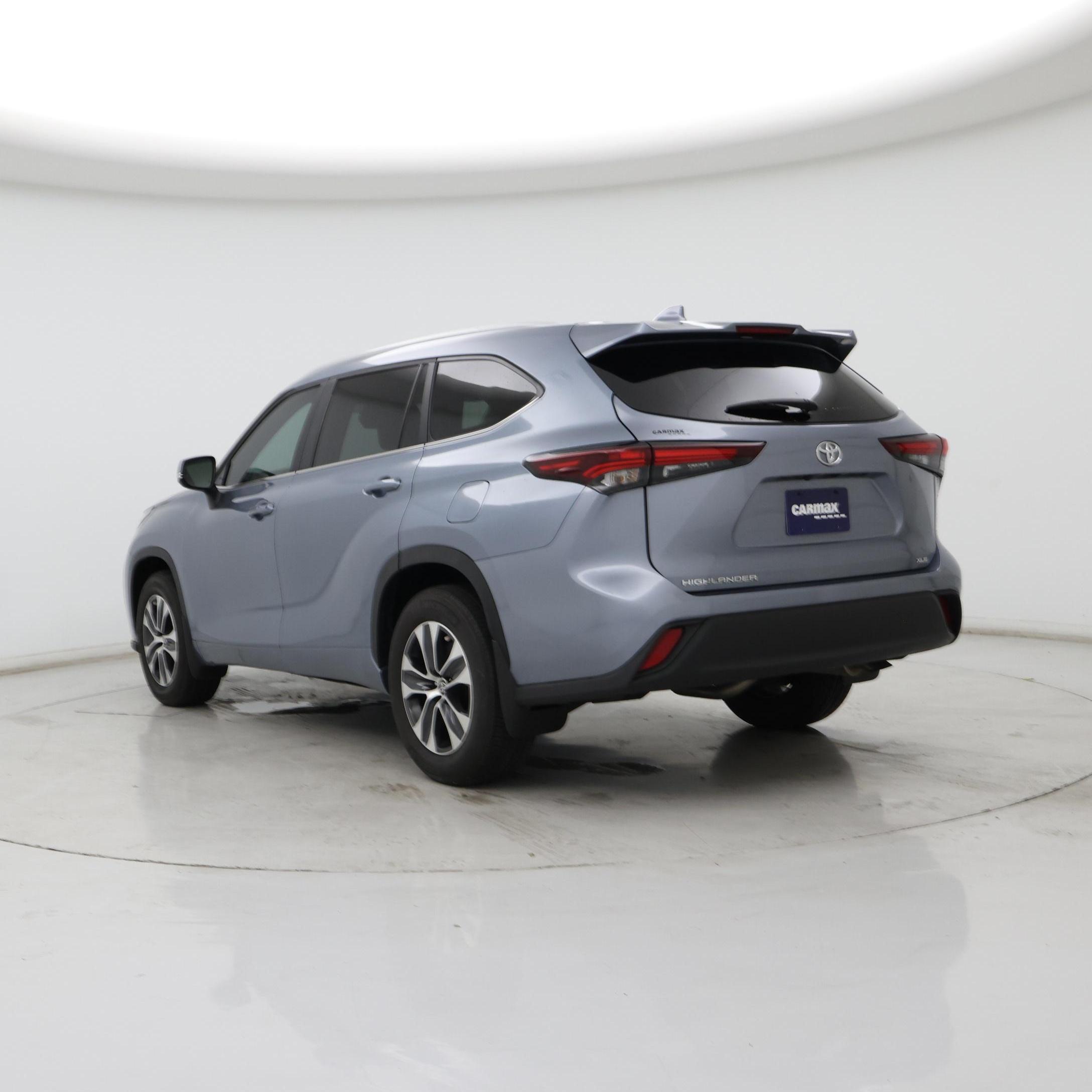 Thumbnail: 2024 Toyota Highlander - 2
