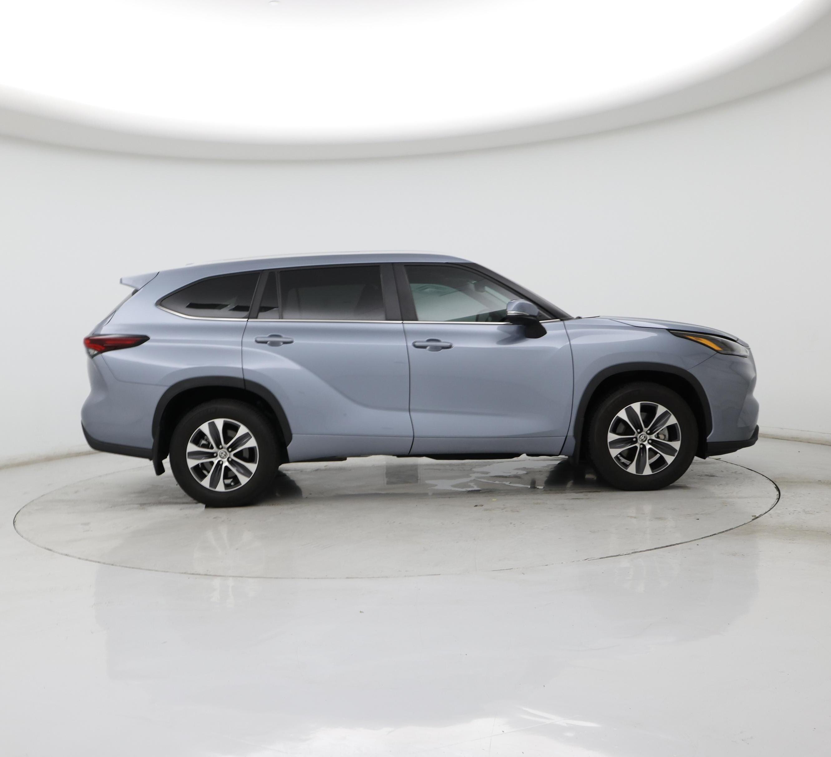 Thumbnail: 2024 Toyota Highlander - 7