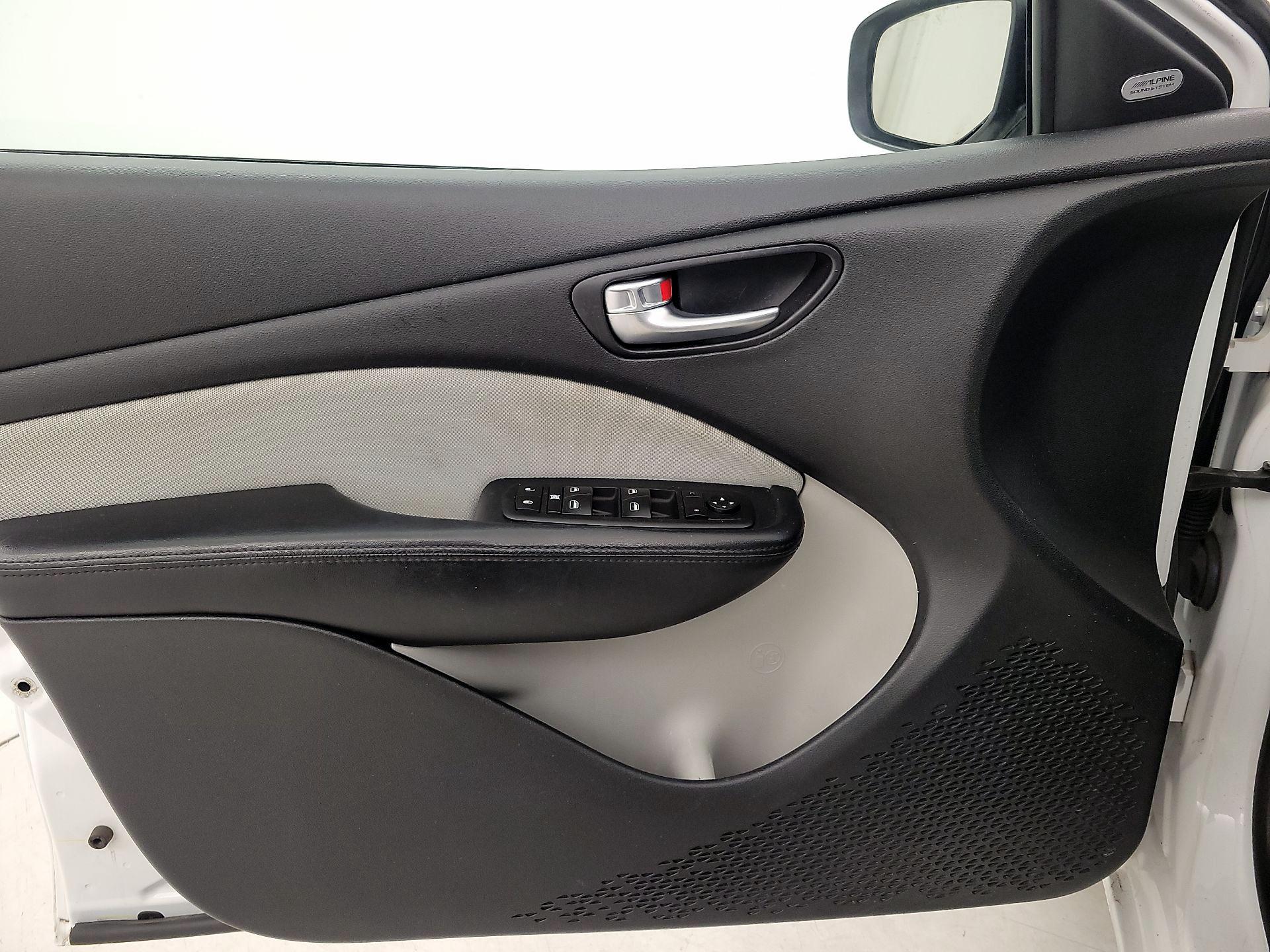 Thumbnail: 2015 Dodge Dart - 12