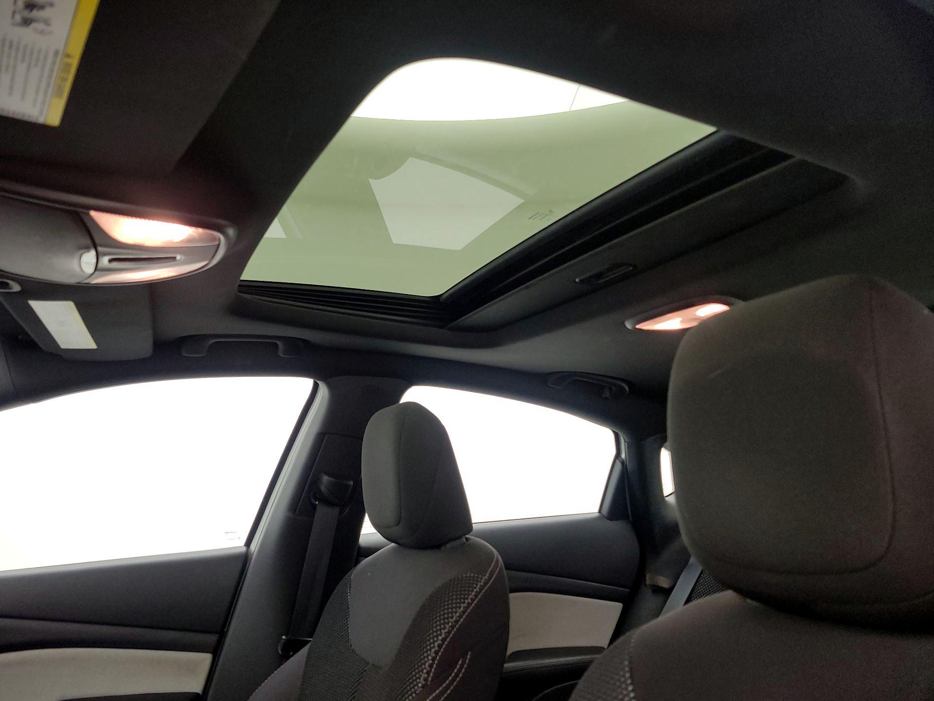 Thumbnail: 2015 Dodge Dart - 18