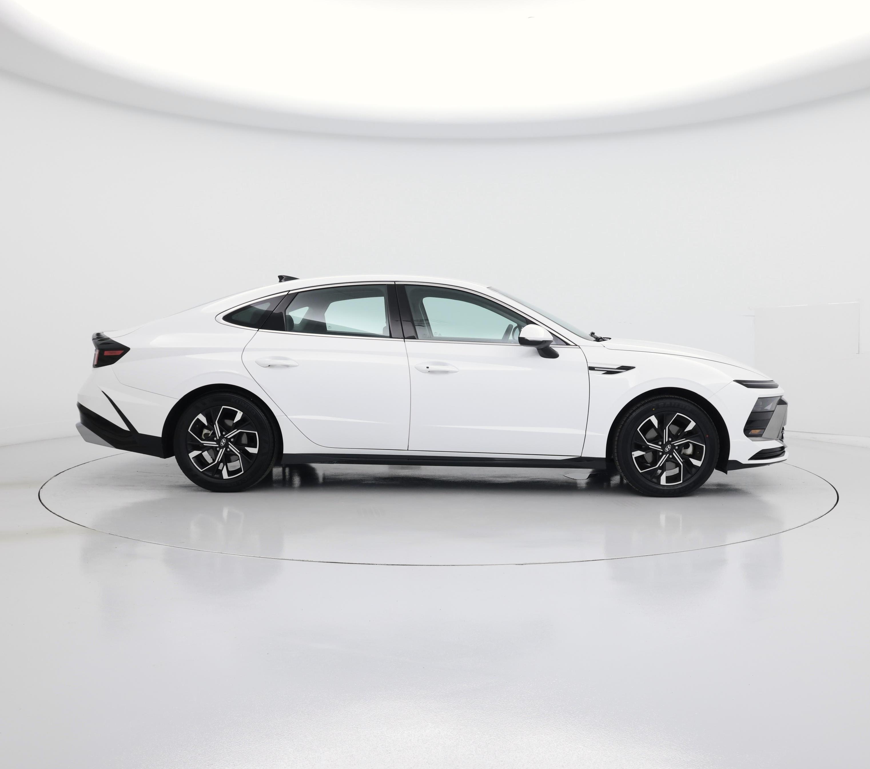 Thumbnail: 2025 Hyundai Sonata - 7