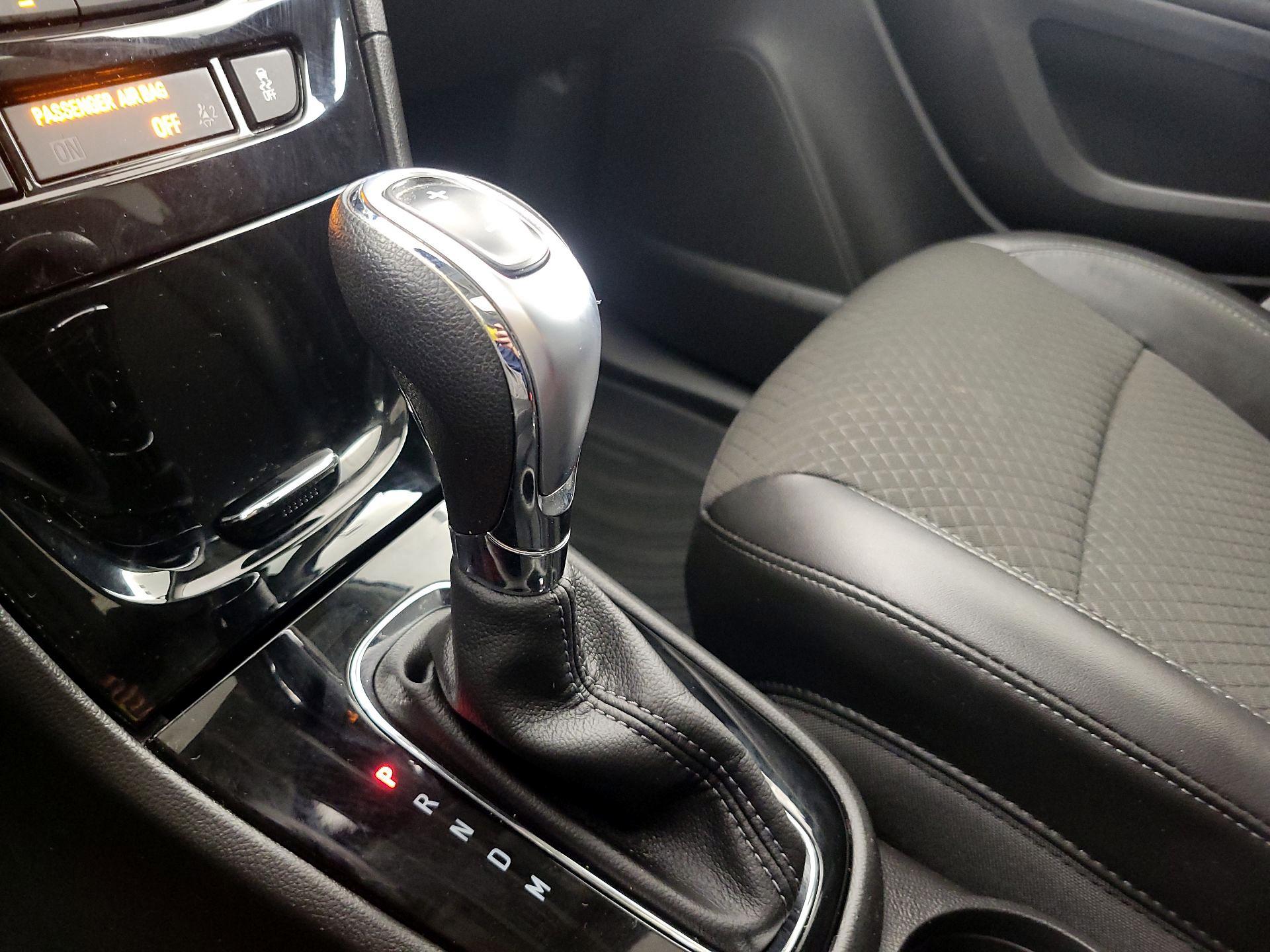Thumbnail: 2021 Buick Encore - 17