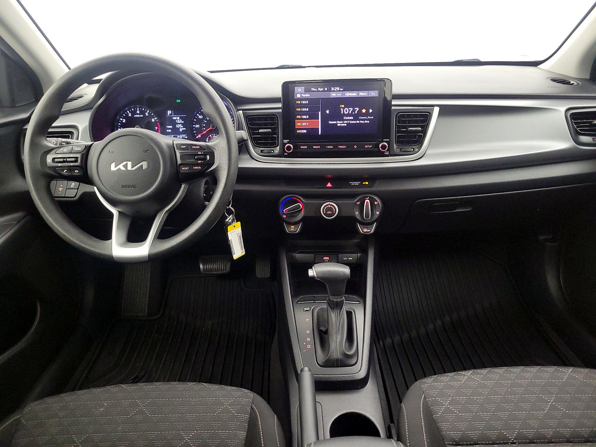 Thumbnail: 2022 Kia Rio - 9