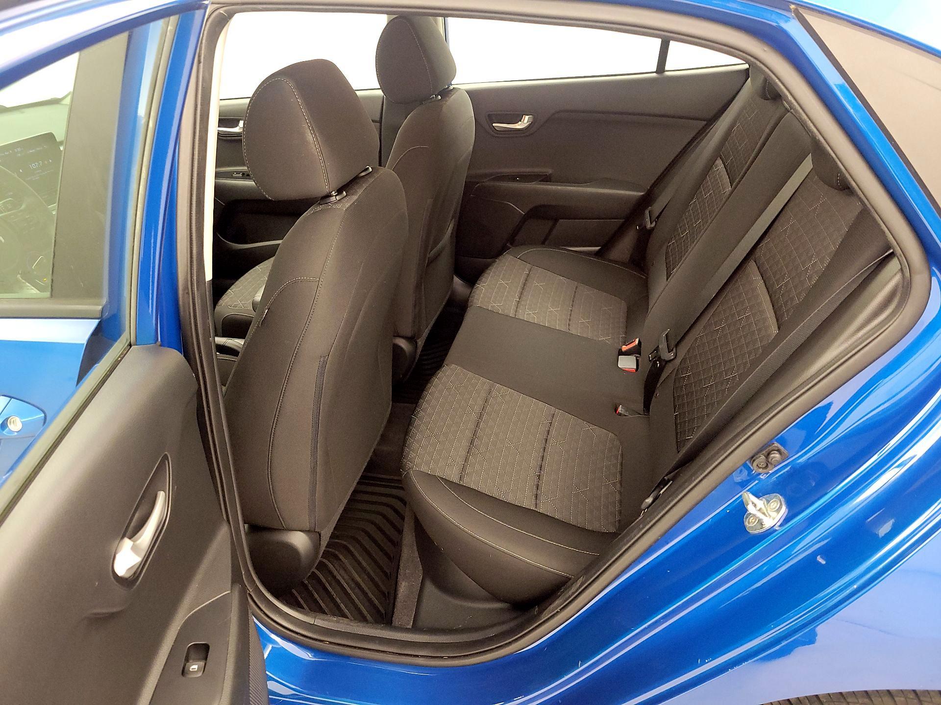 Thumbnail: 2022 Kia Rio - 19