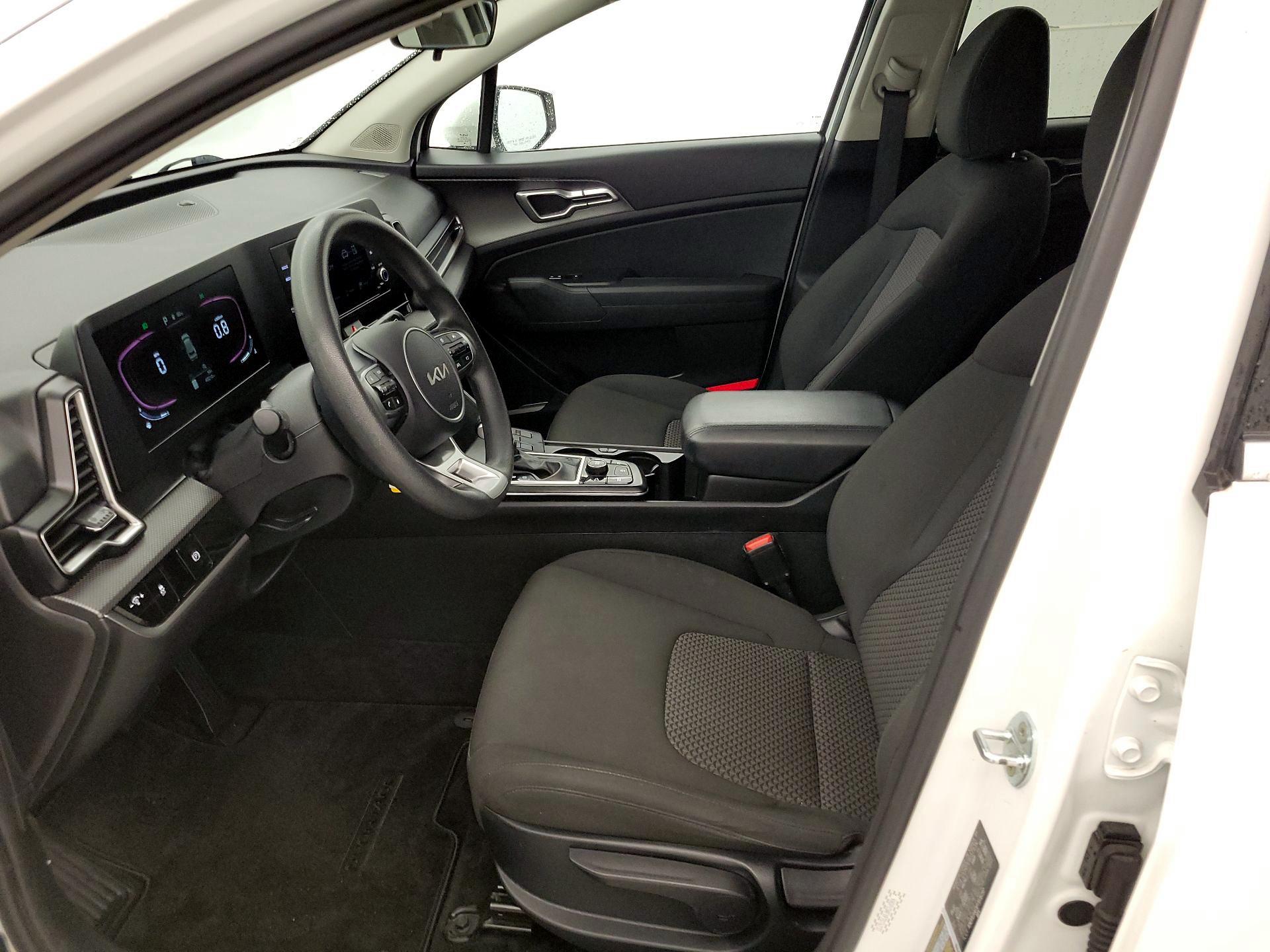 Thumbnail: 2023 Kia Sportage - 11