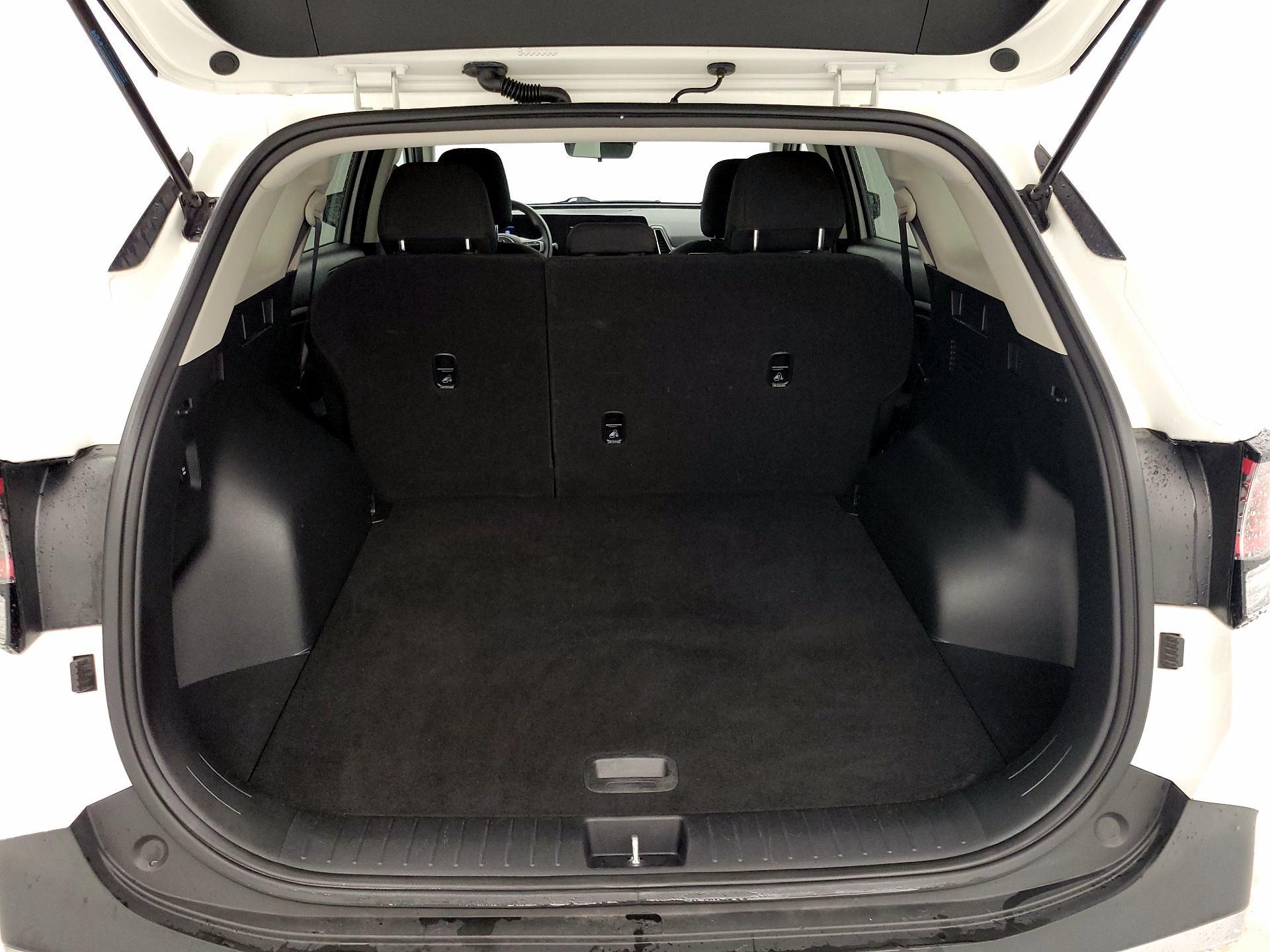 Thumbnail: 2023 Kia Sportage - 20