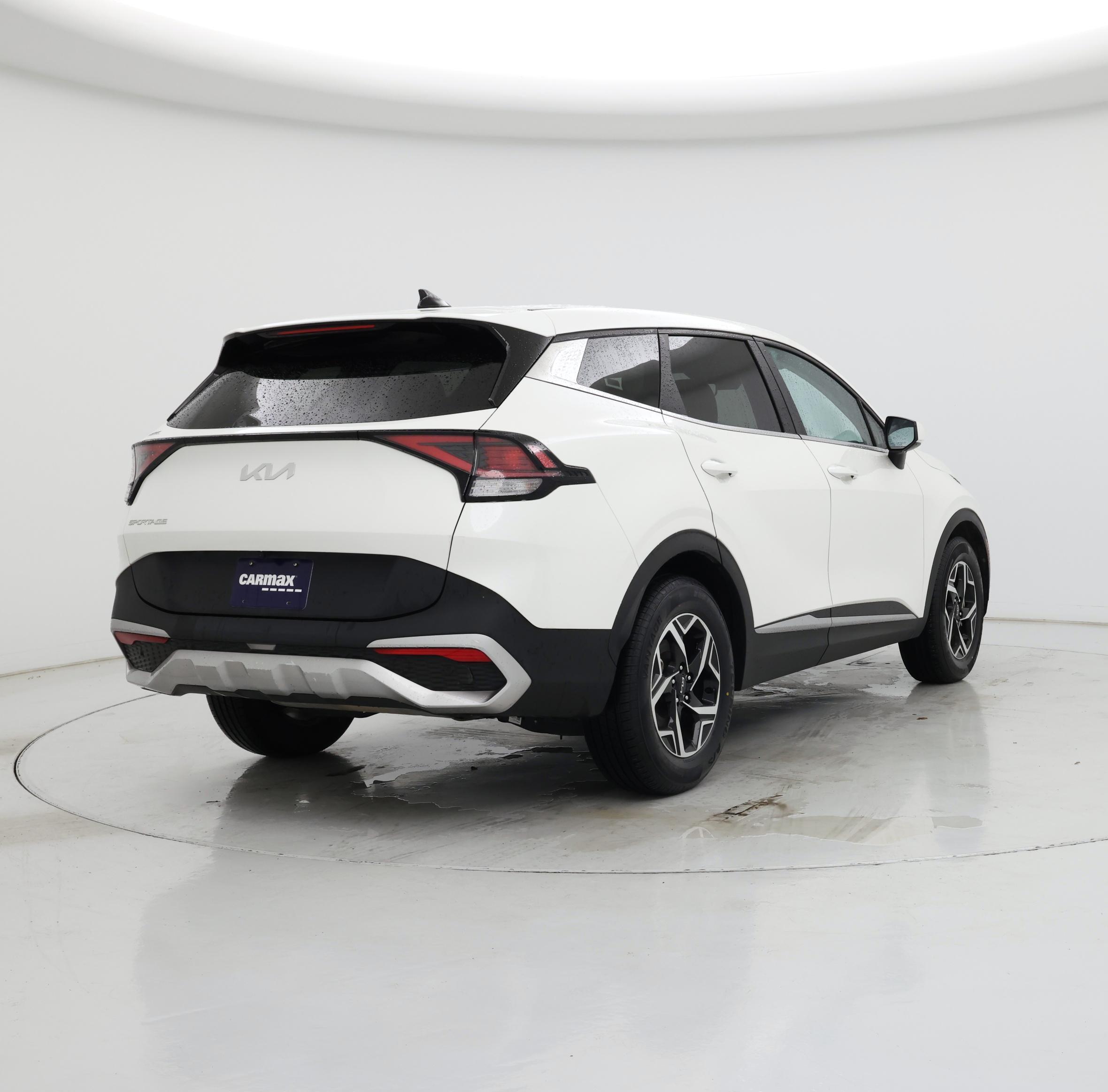 Thumbnail: 2023 Kia Sportage - 8