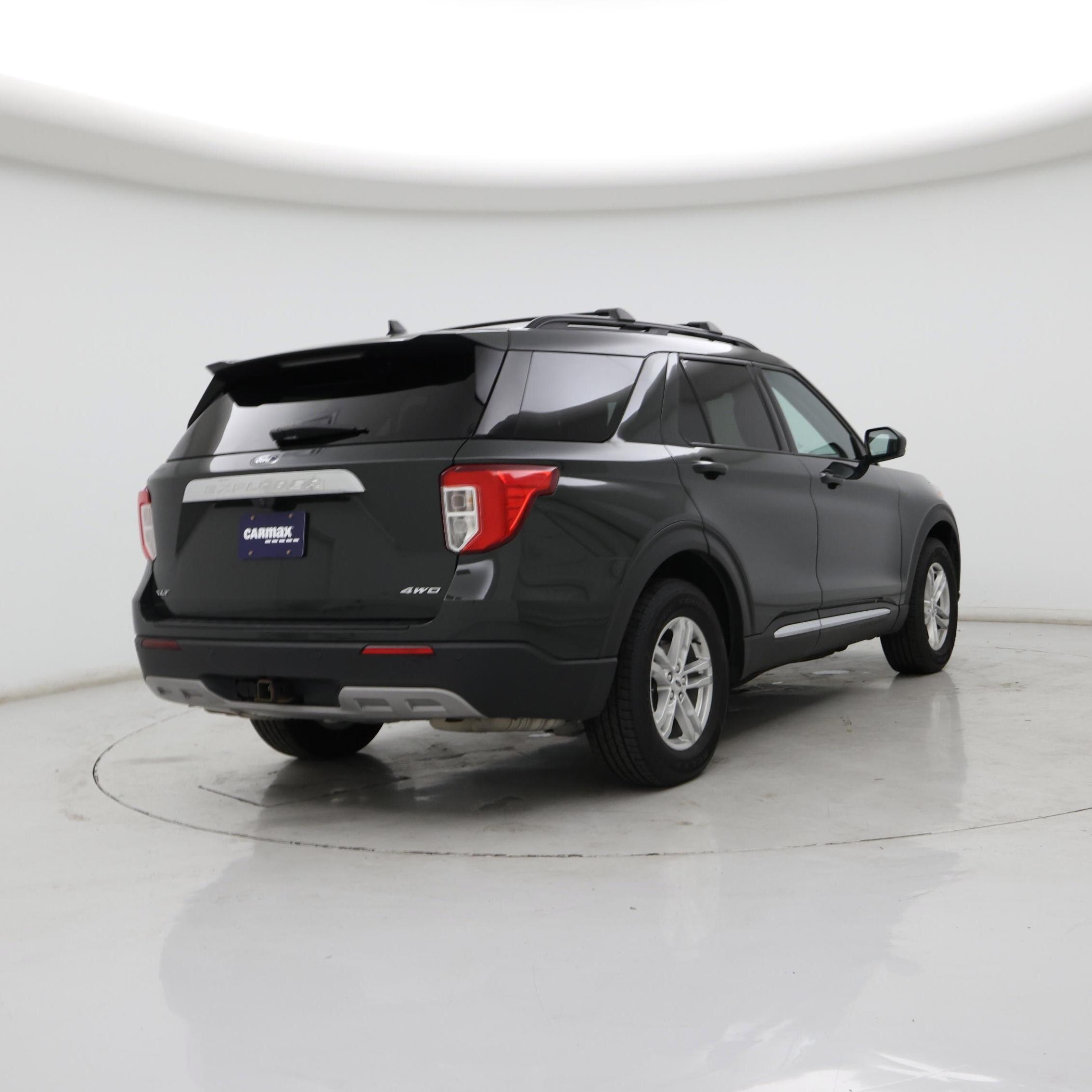Thumbnail: 2022 Ford Explorer - 8