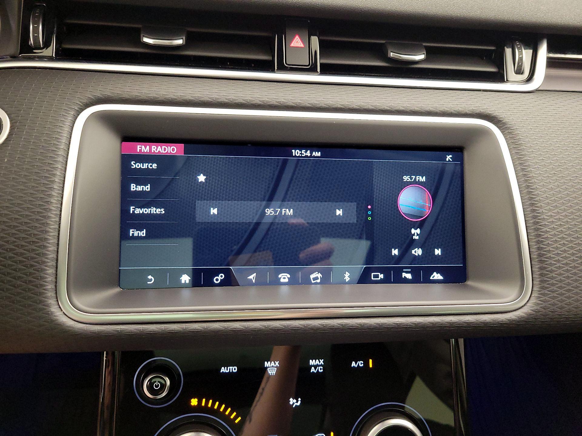 Thumbnail: 2020 Land Rover Range Rover Evoque - 16