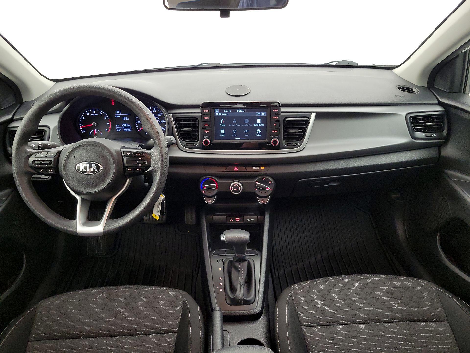 Thumbnail: 2019 Kia Rio - 9