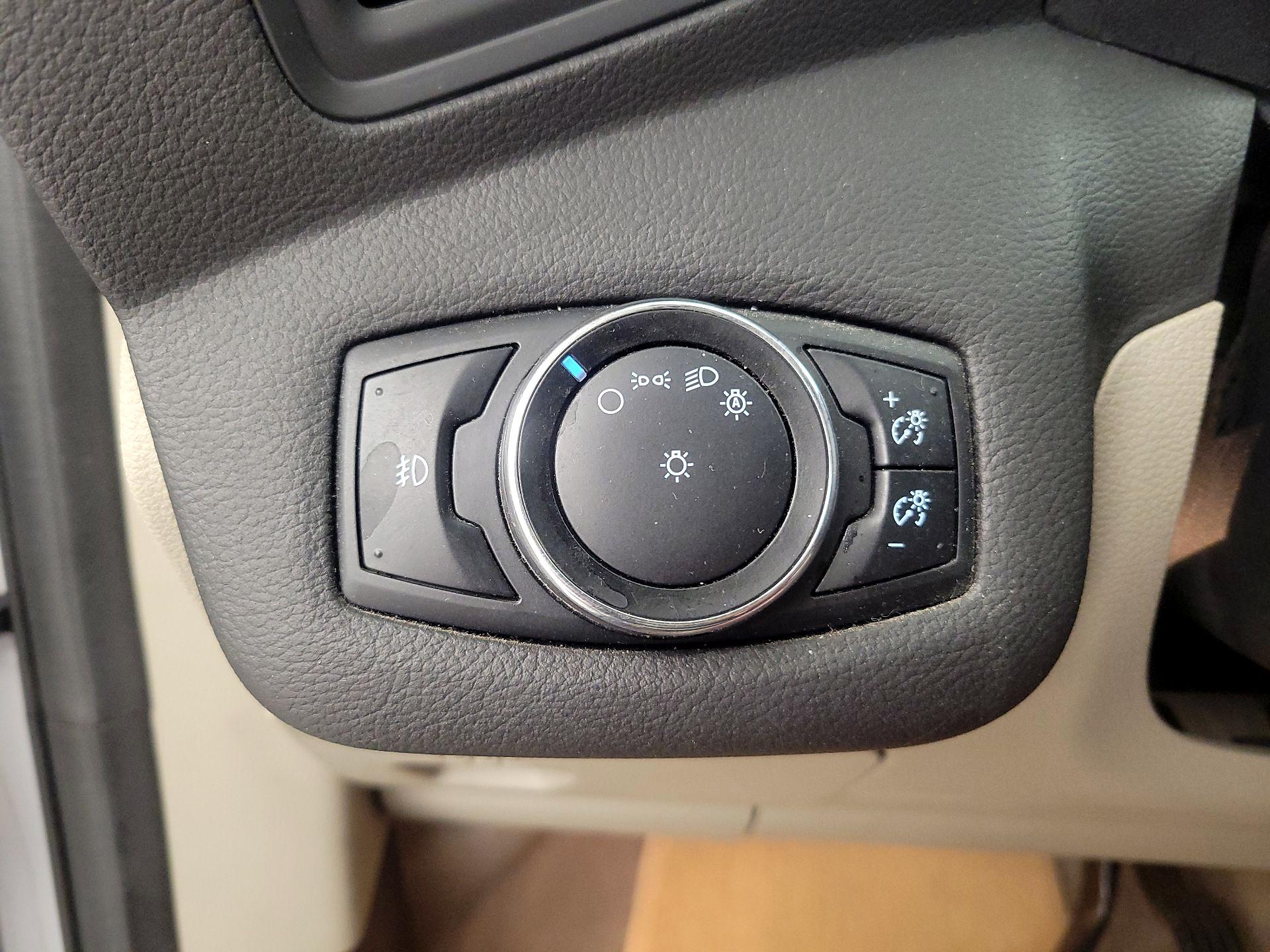 Thumbnail: 2014 Ford Escape - 13