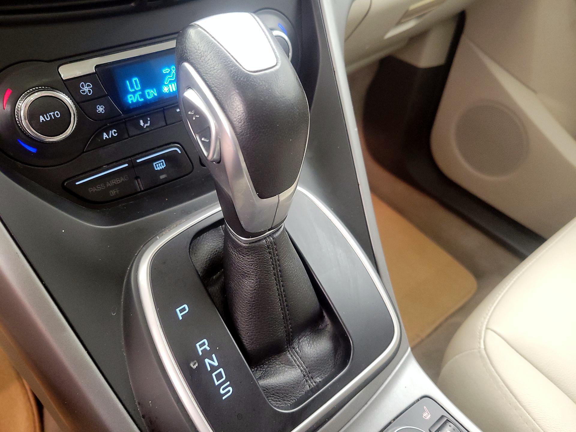 Thumbnail: 2014 Ford Escape - 17