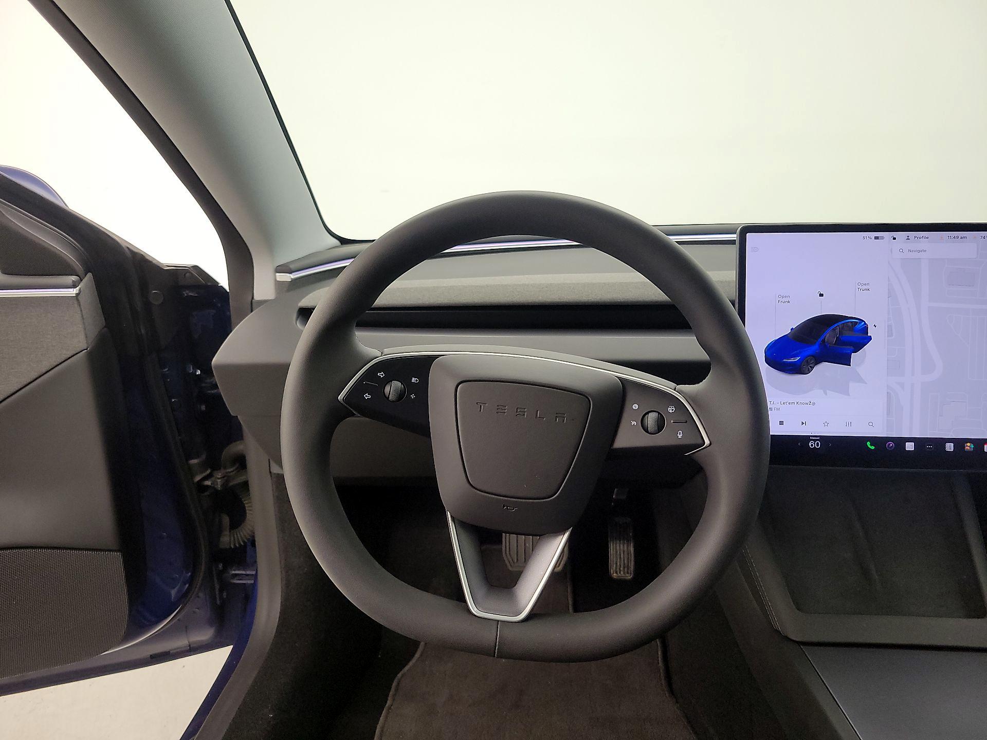 Thumbnail: 2025 Tesla Model 3 - 10