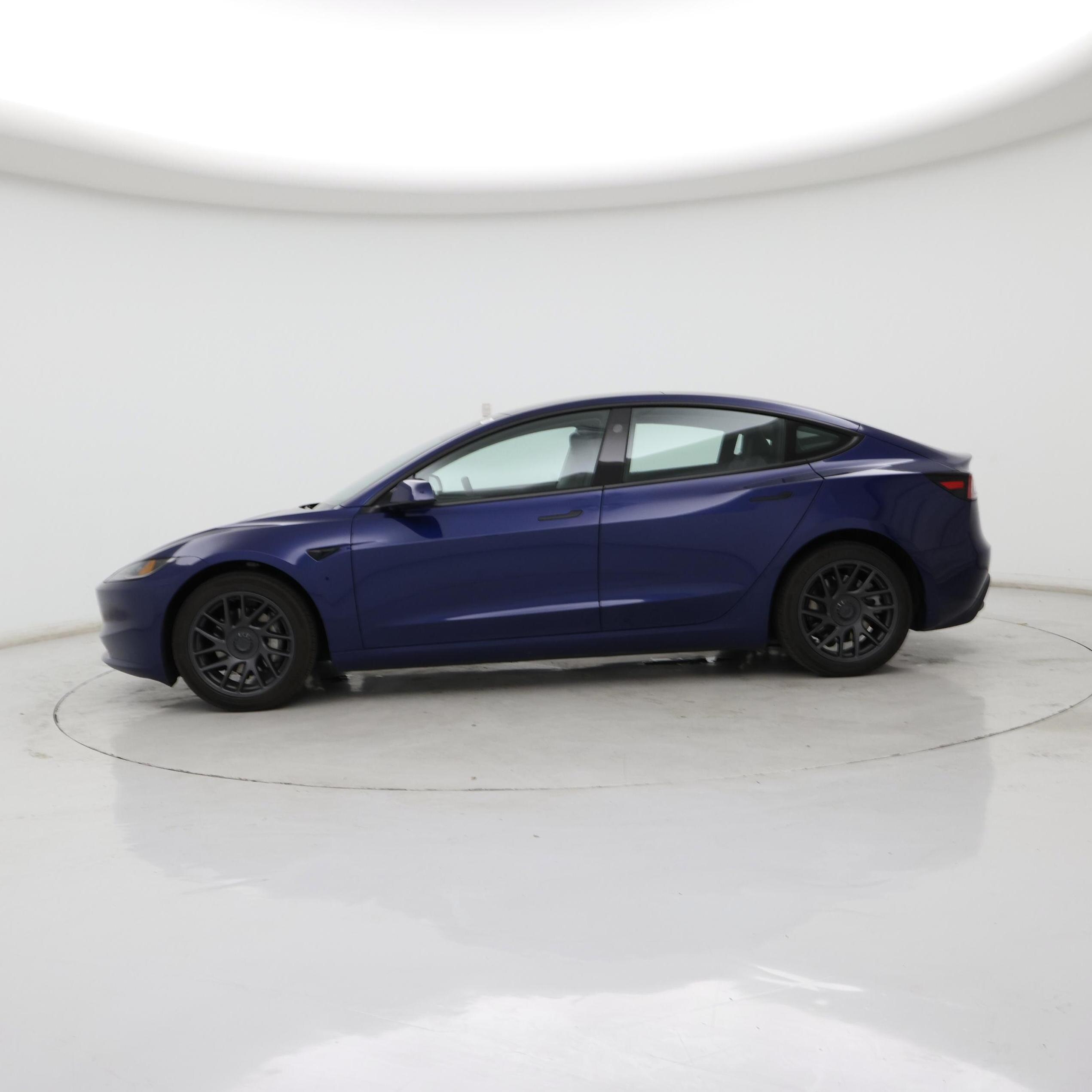 Thumbnail: 2025 Tesla Model 3 - 3