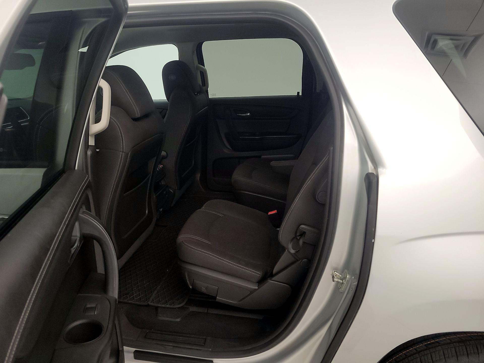 Thumbnail: 2016 GMC Acadia - 18