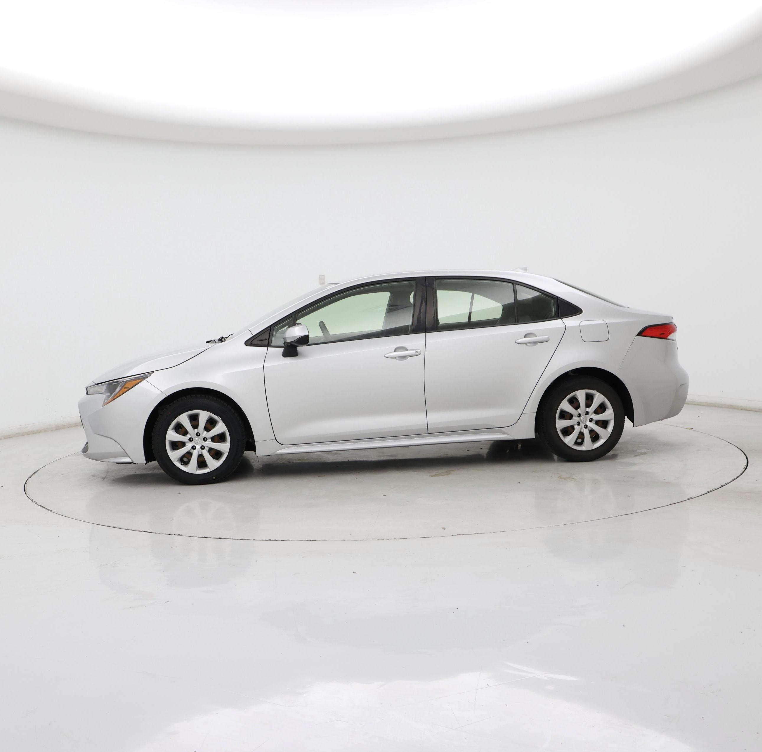 Thumbnail: 2021 Toyota Corolla - 3