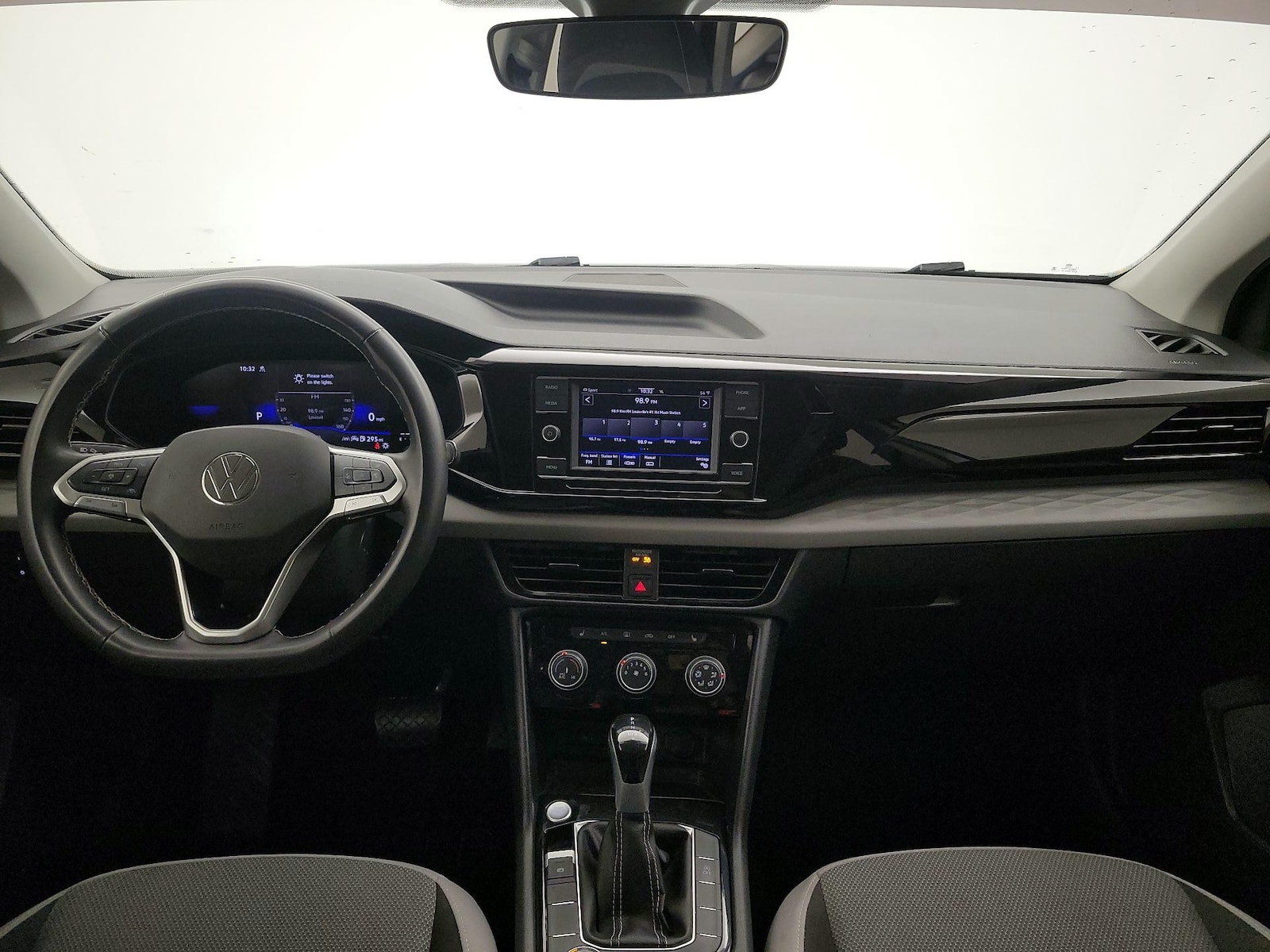 2024 Volkswagen Taos S - Photo 10