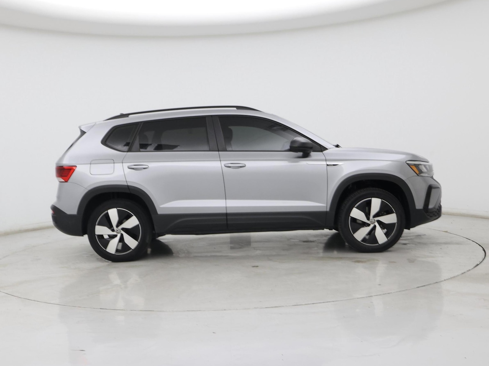 2024 Volkswagen Taos S - Photo 8