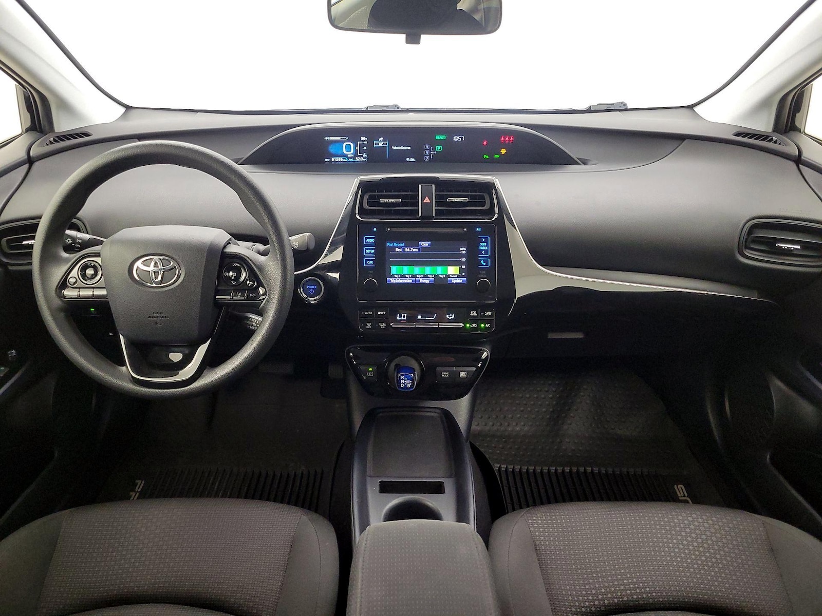 2019 Toyota Prius LE - Photo 10