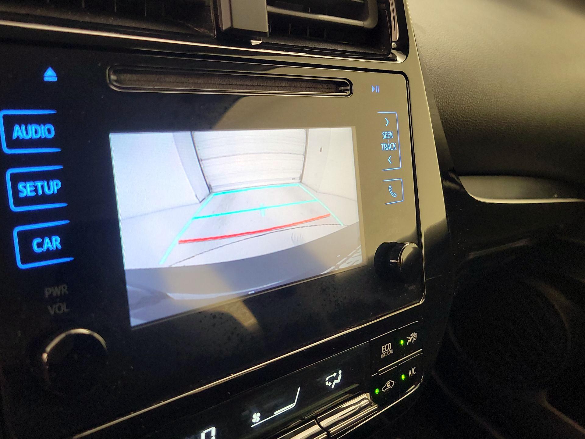 Thumbnail: 2019 Toyota Prius - 14