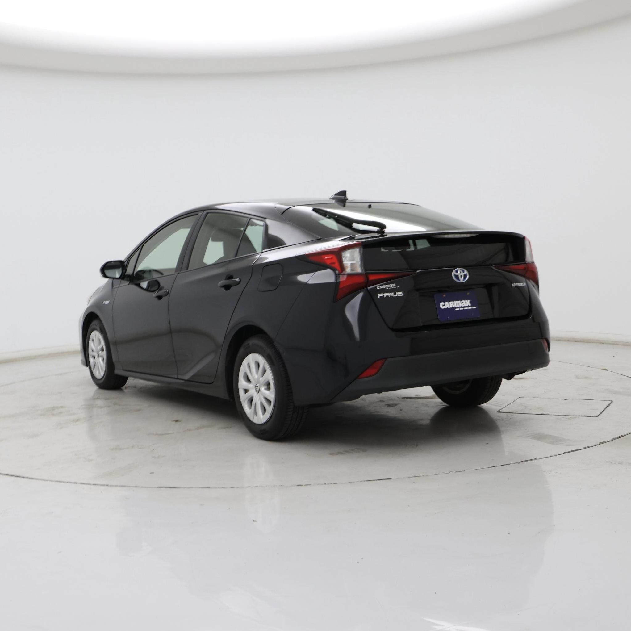 Thumbnail: 2019 Toyota Prius - 2