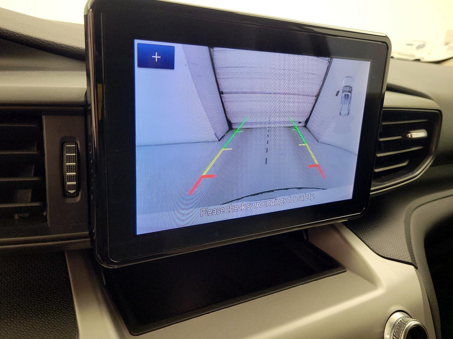 Thumbnail: 2022 Ford Explorer - 14