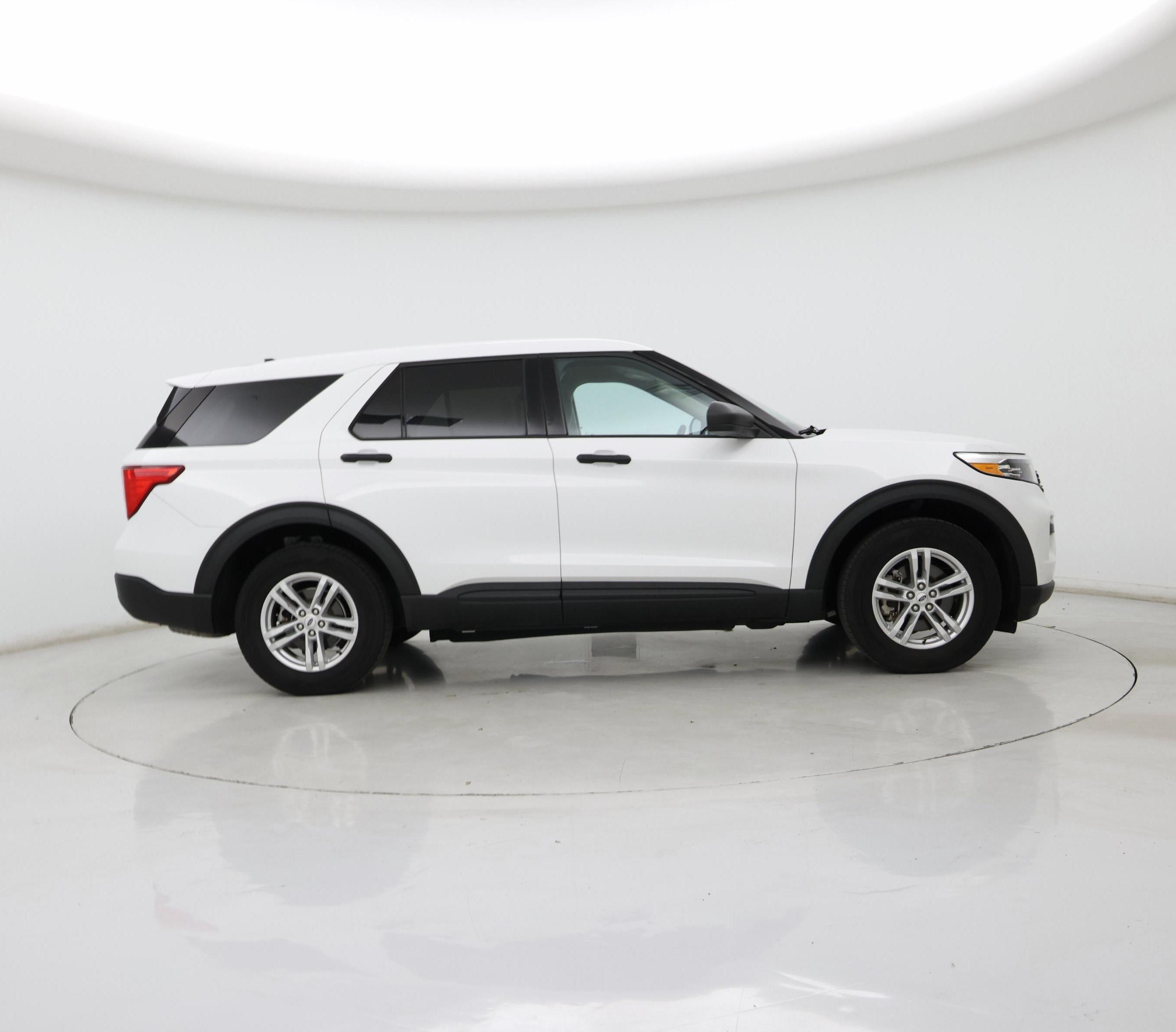 Thumbnail: 2022 Ford Explorer - 7