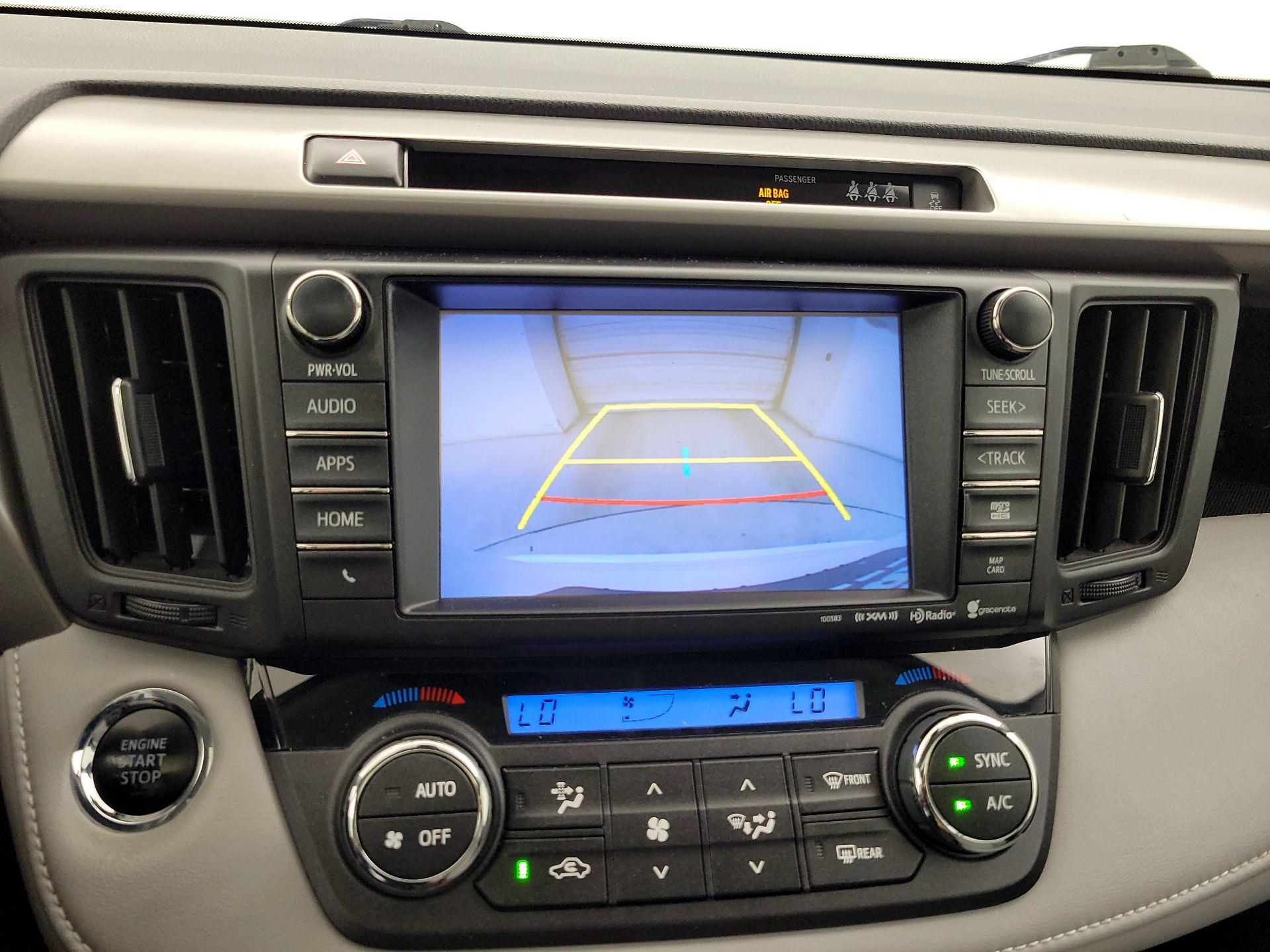 Thumbnail: 2018 Toyota RAV4 - 15