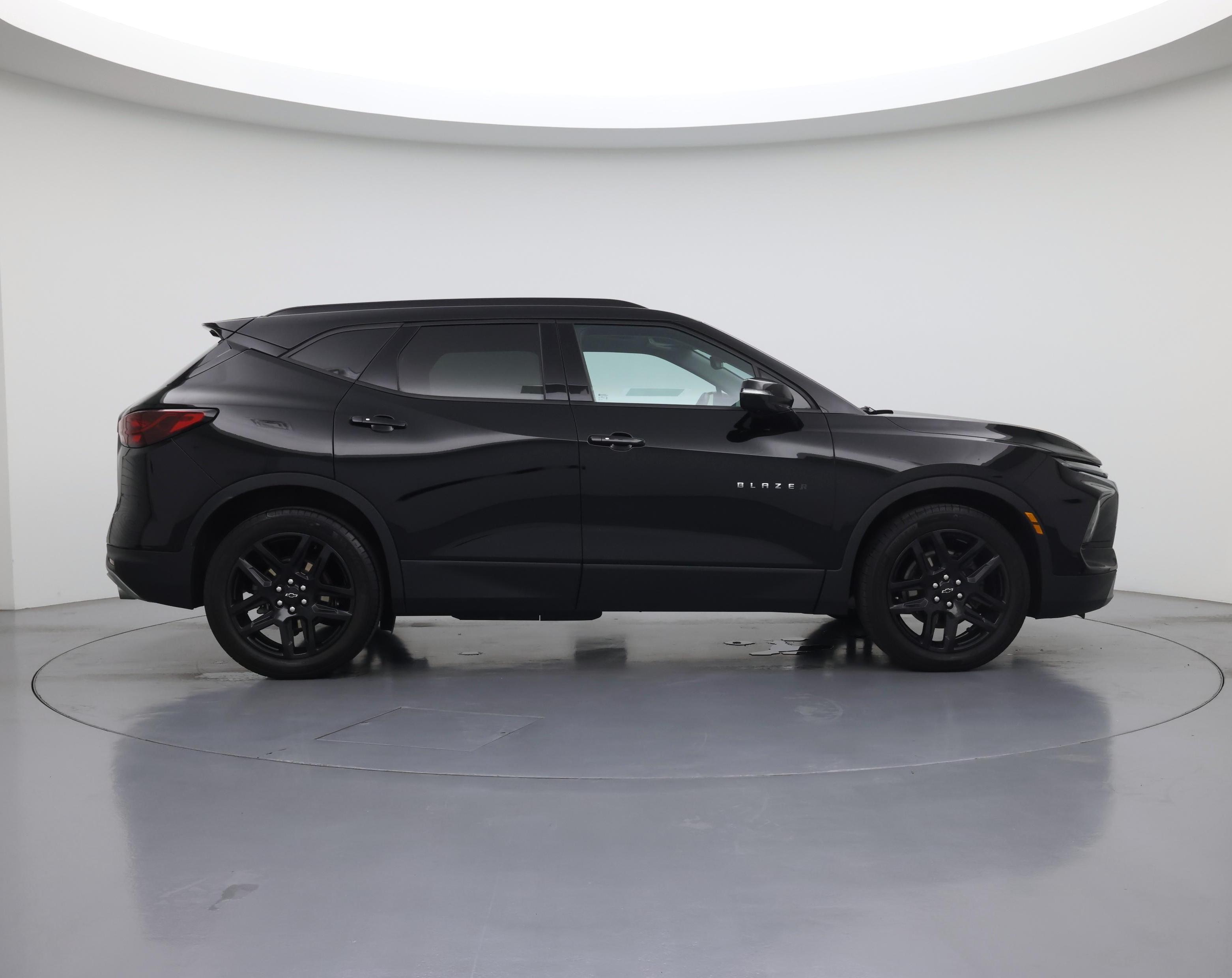 Thumbnail: 2023 Chevrolet Blazer - 7