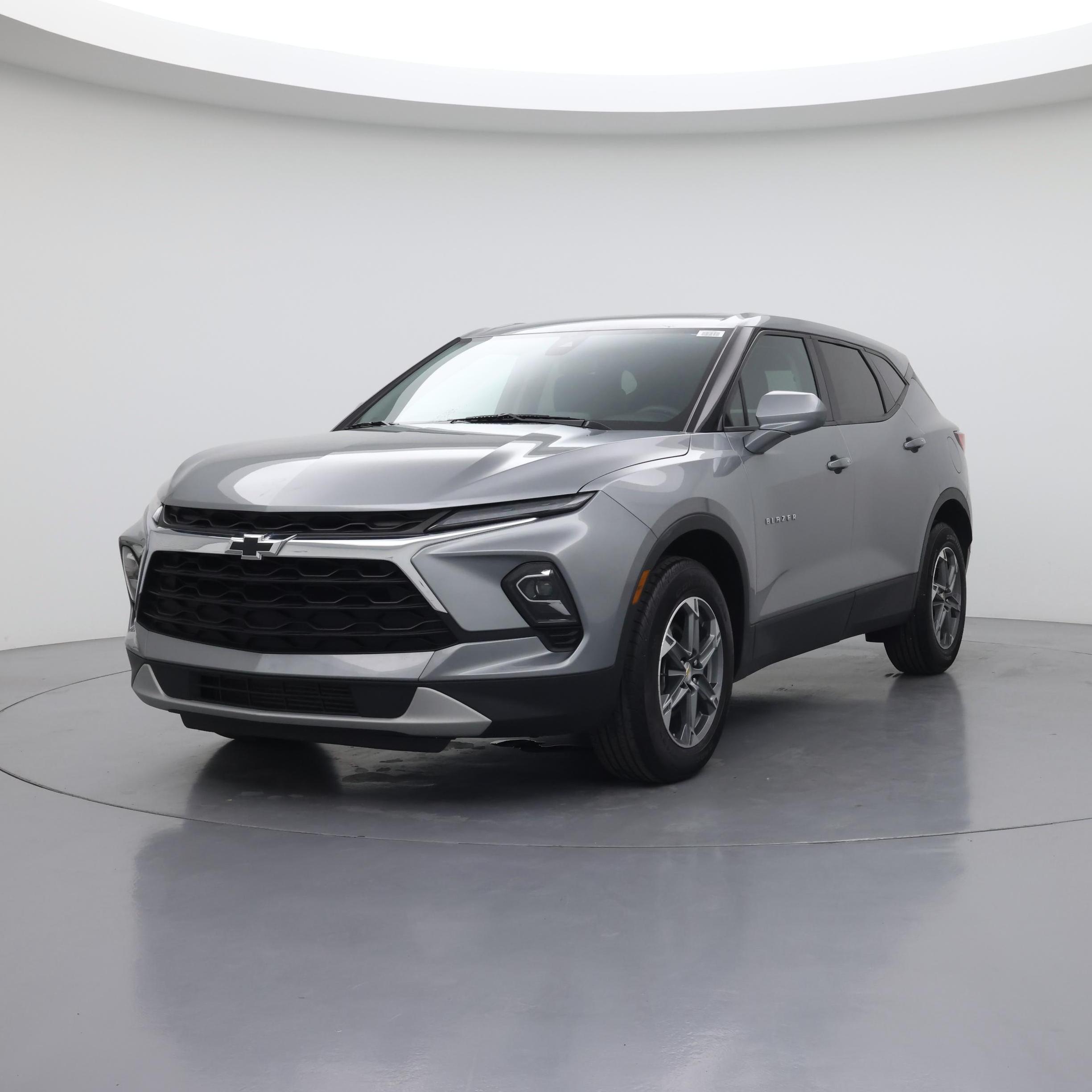 Thumbnail: 2023 Chevrolet Blazer - 4