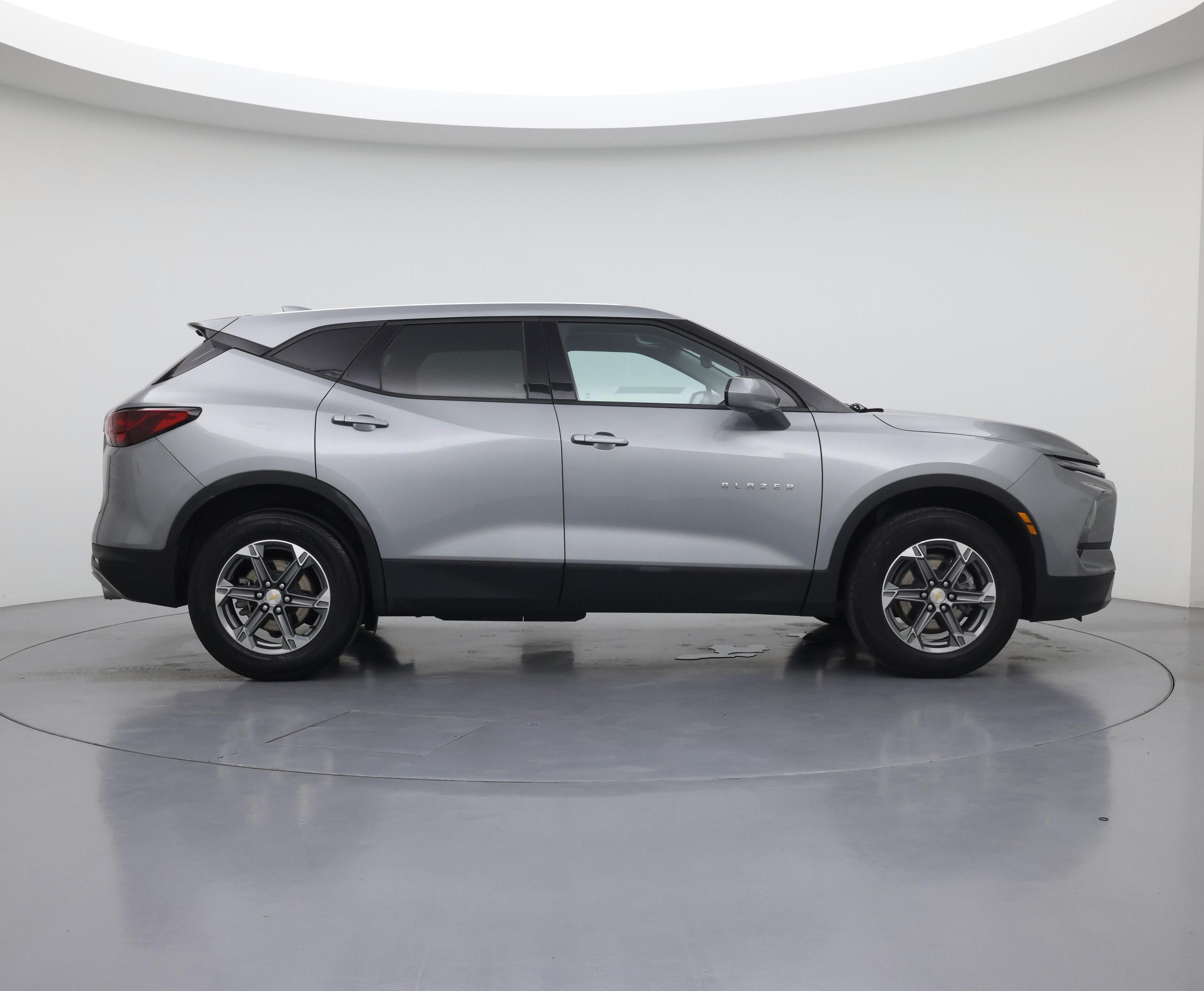 Thumbnail: 2023 Chevrolet Blazer - 7