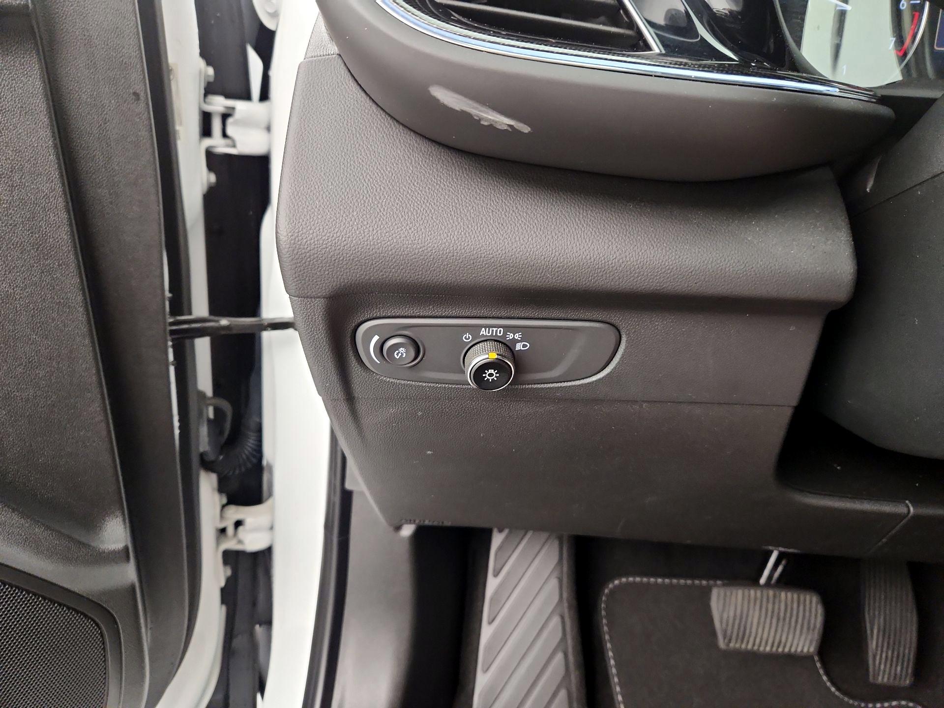 Thumbnail: 2022 Buick Envision - 13