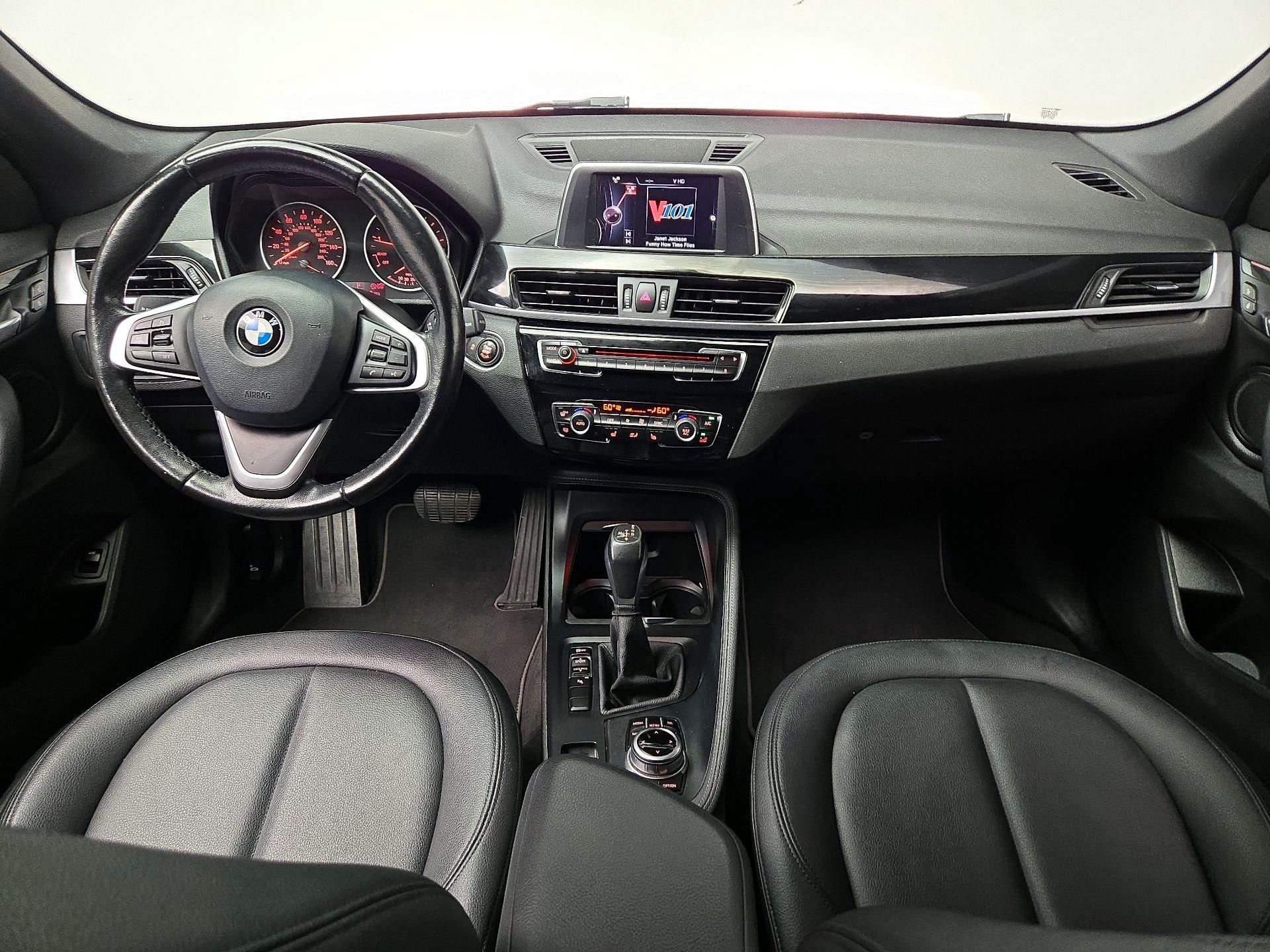 Thumbnail: 2017 BMW X1 - 9