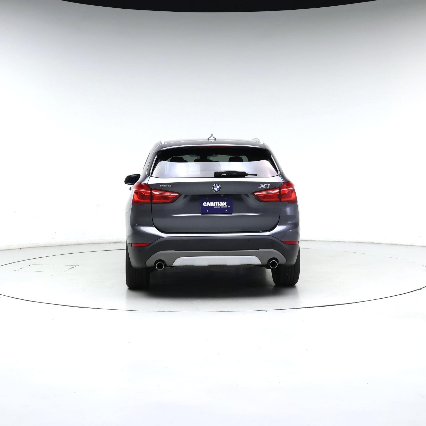 Thumbnail: 2017 BMW X1 - 8