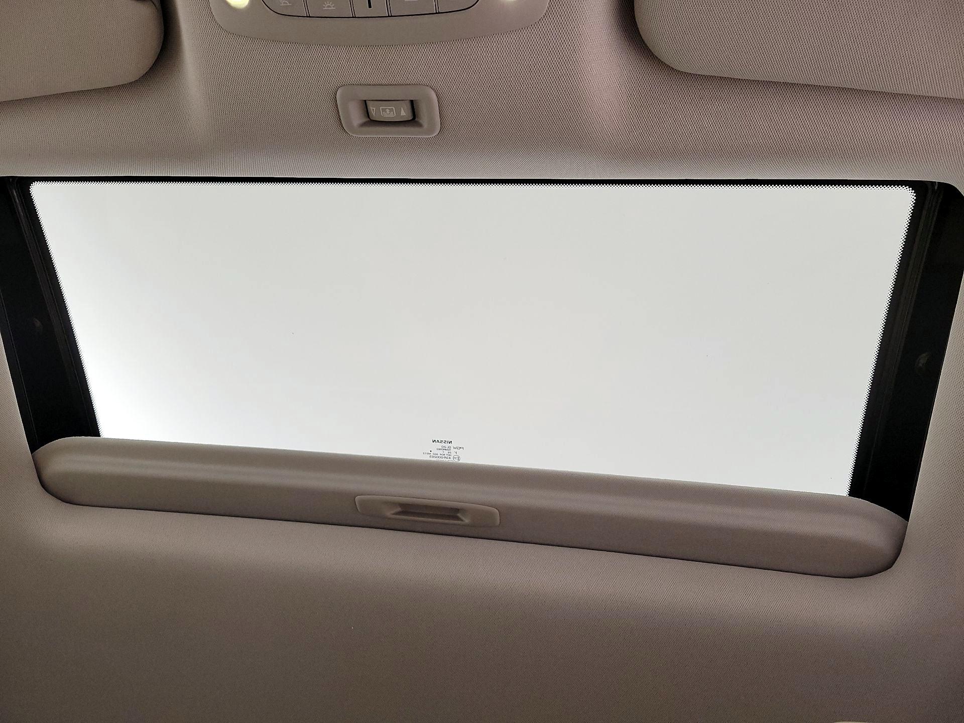 Thumbnail: 2018 Nissan Pathfinder - 19