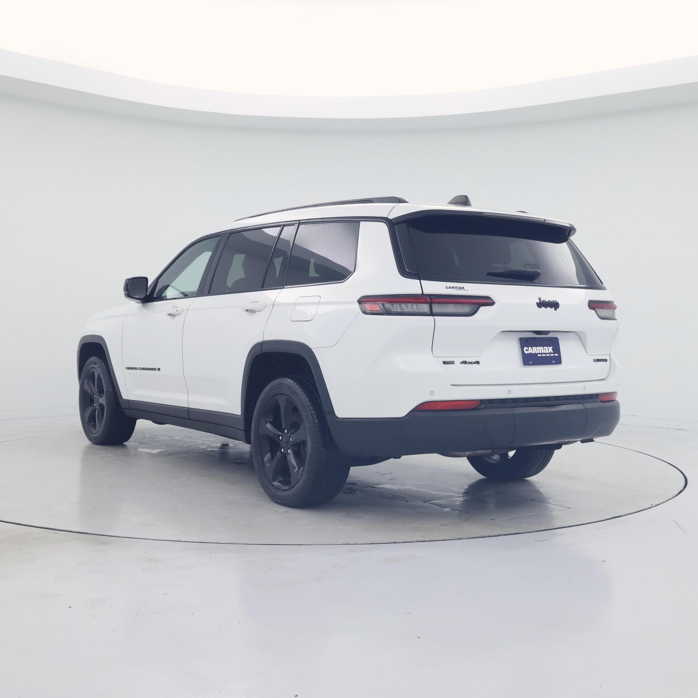Thumbnail: 2023 Jeep Grand Cherokee L - 2