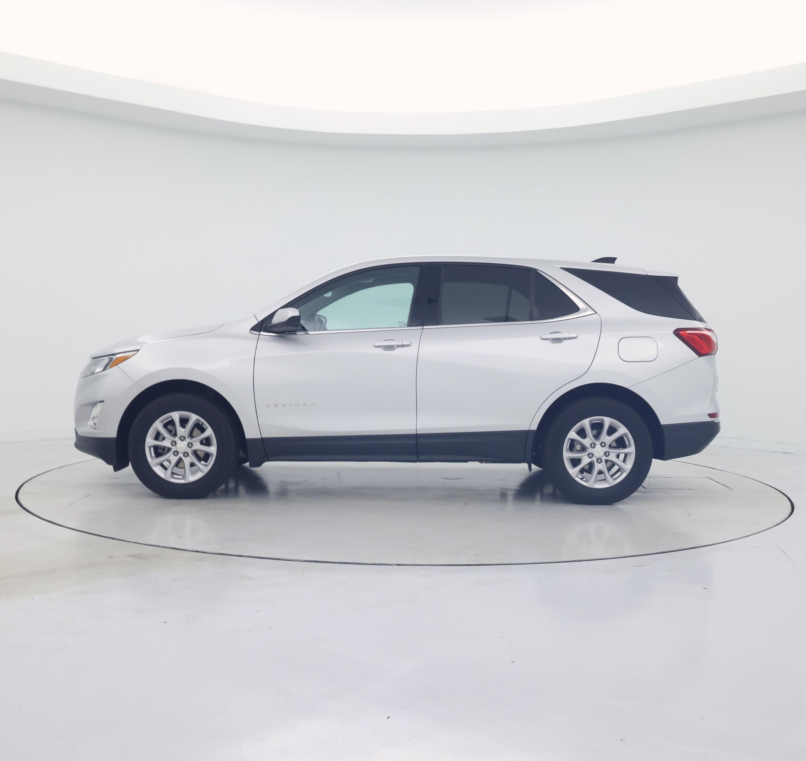 Thumbnail: 2020 Chevrolet Equinox - 3