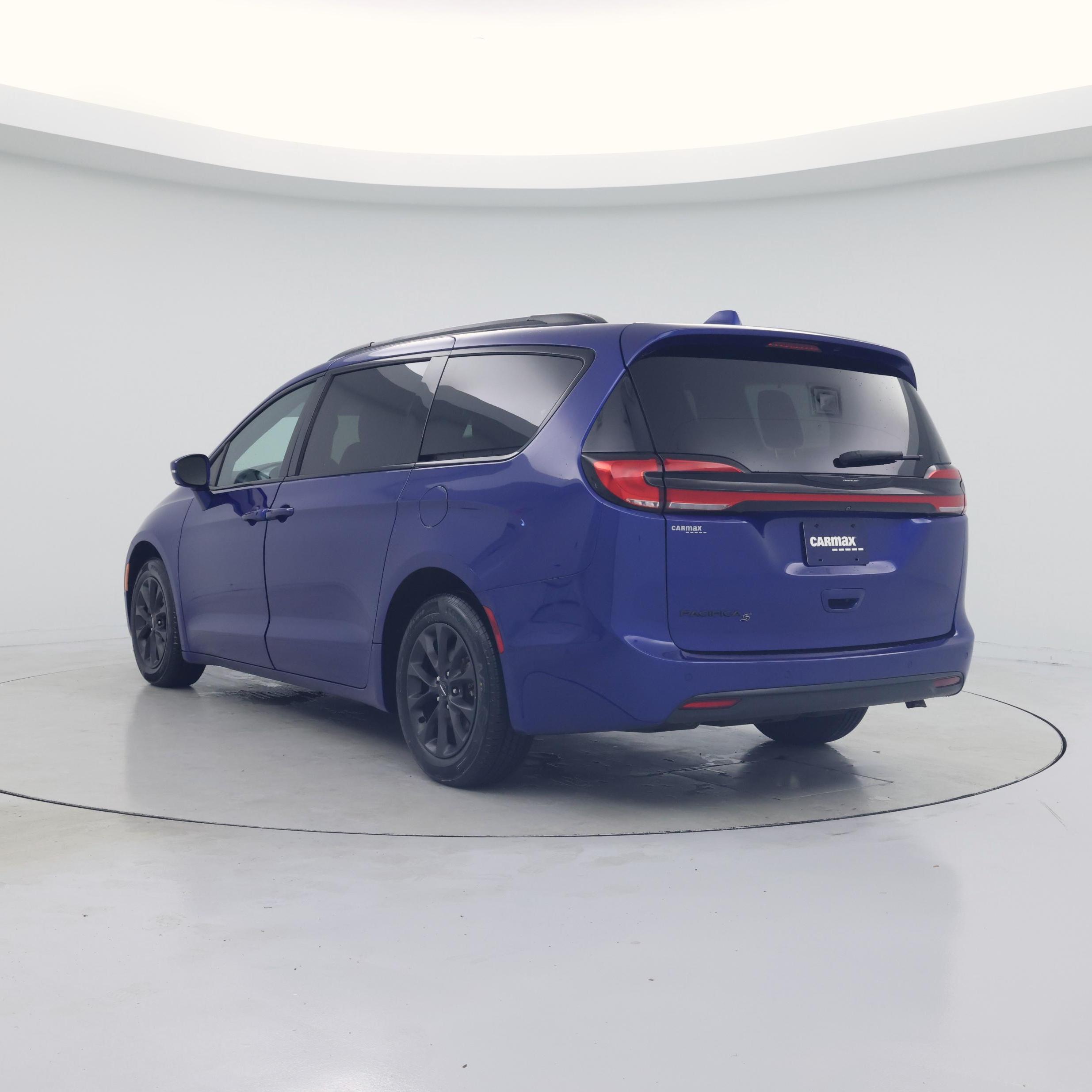 Thumbnail: 2021 Chrysler Pacifica - 2