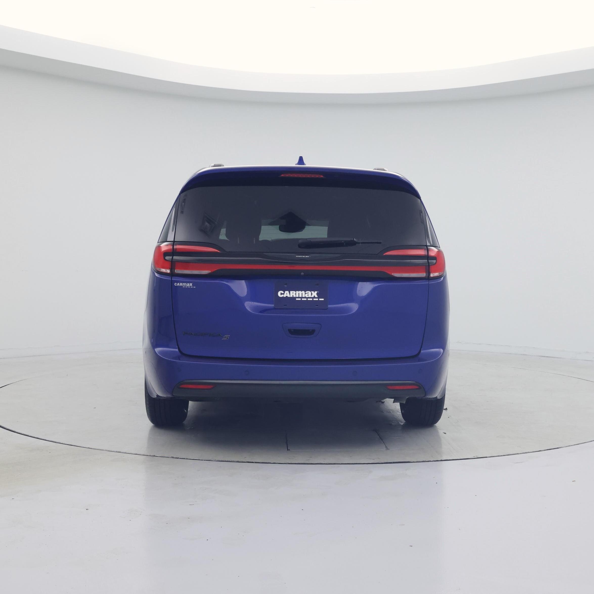 Thumbnail: 2021 Chrysler Pacifica - 6