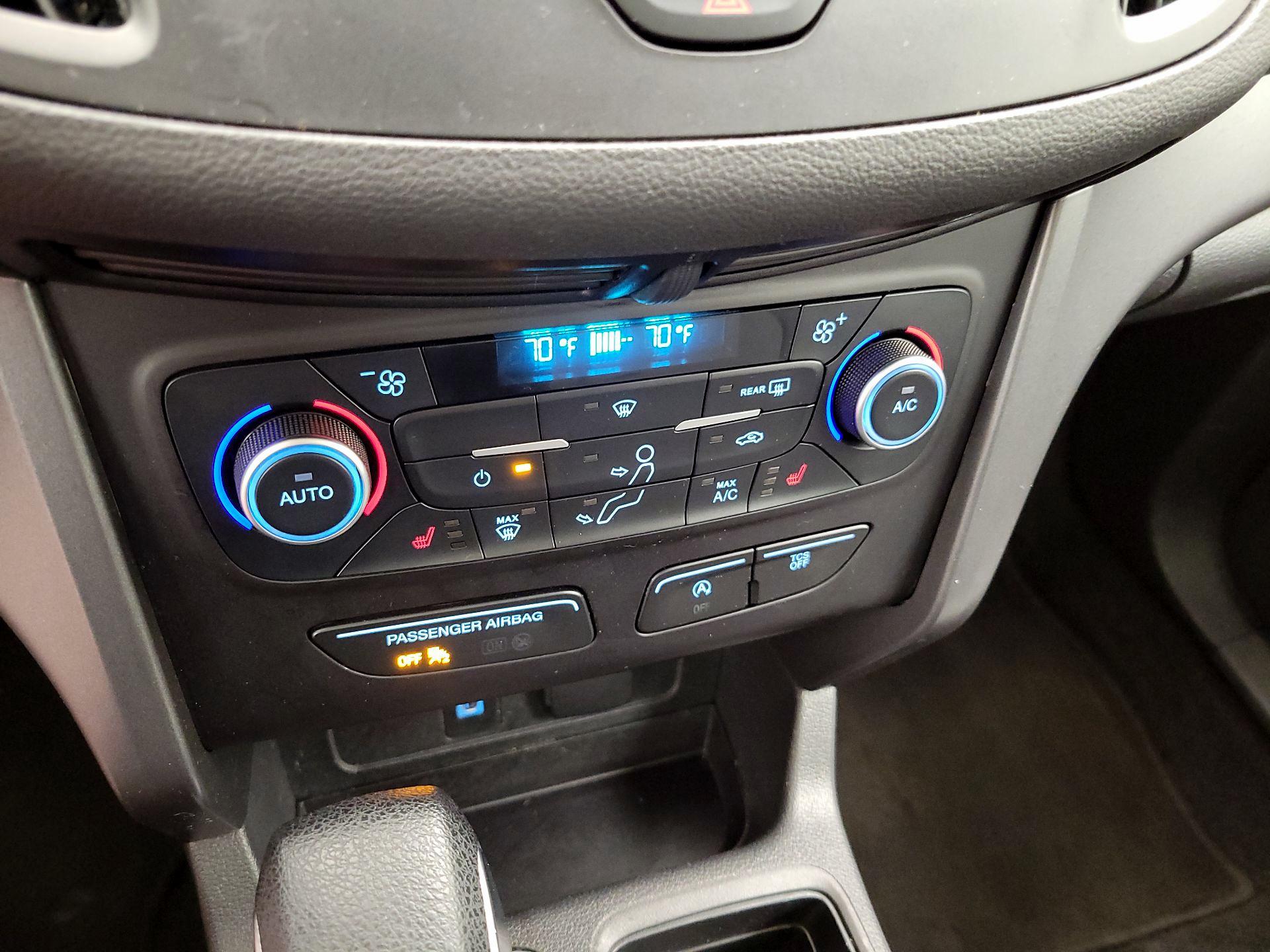 Thumbnail: 2018 Ford Escape - 16