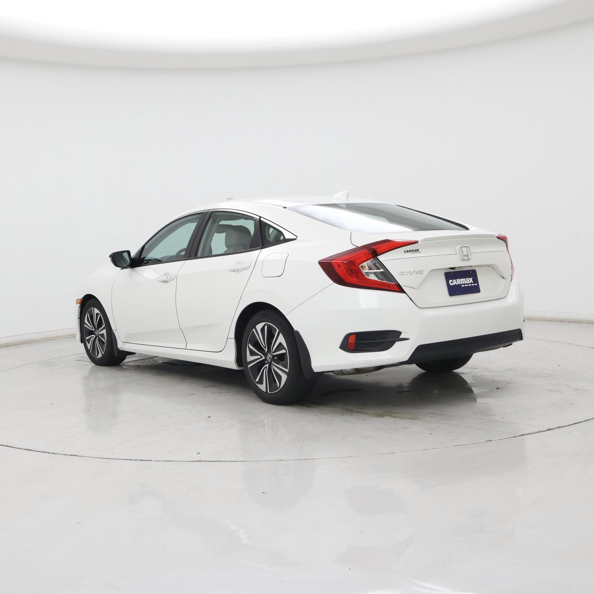 Thumbnail: 2017 Honda Civic - 2