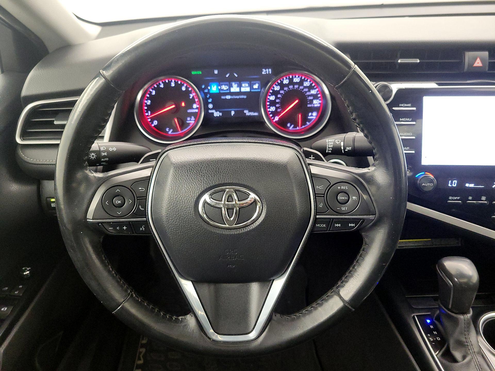 Thumbnail: 2020 Toyota Camry - 10