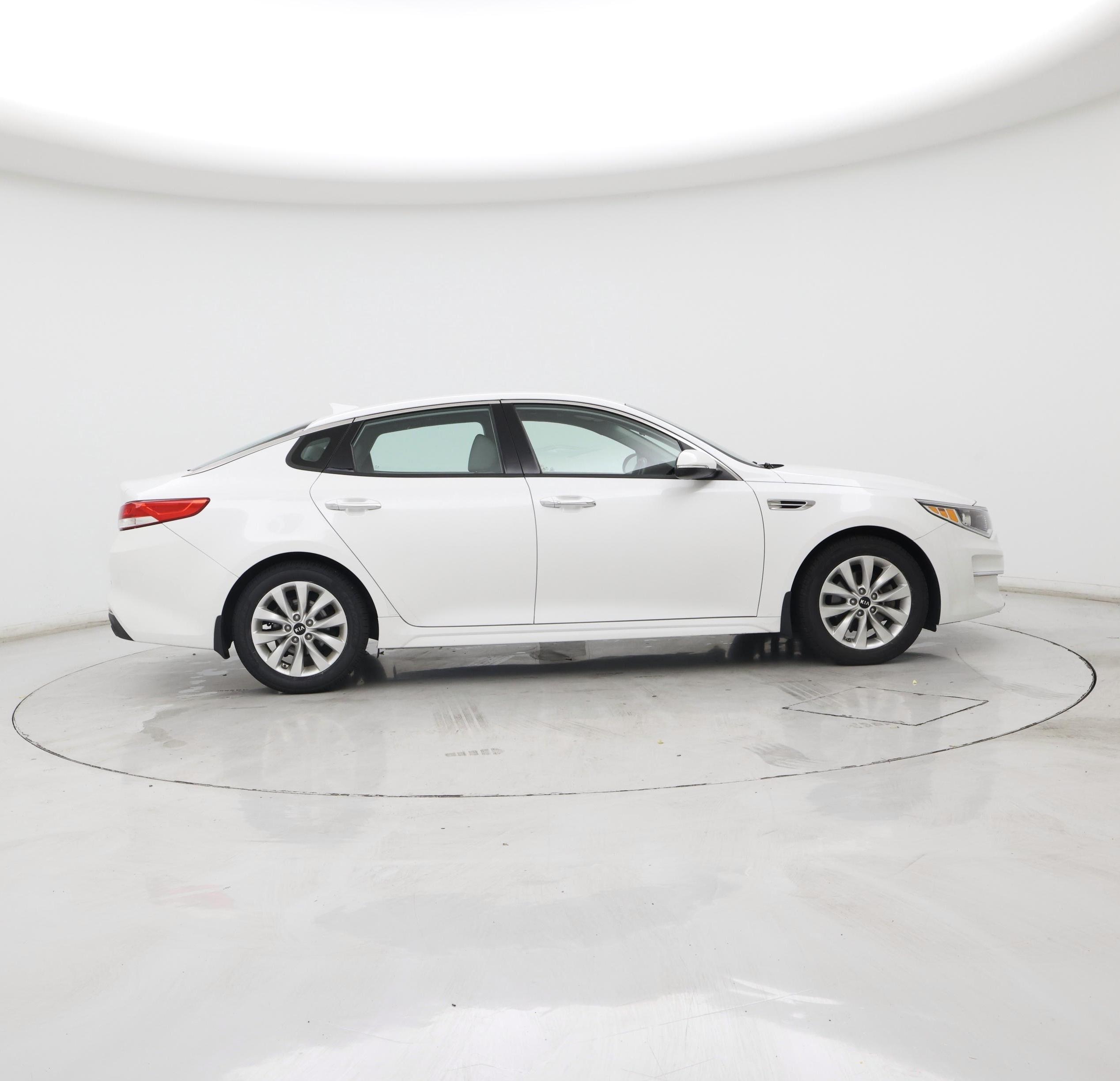 Thumbnail: 2018 Kia Optima - 7