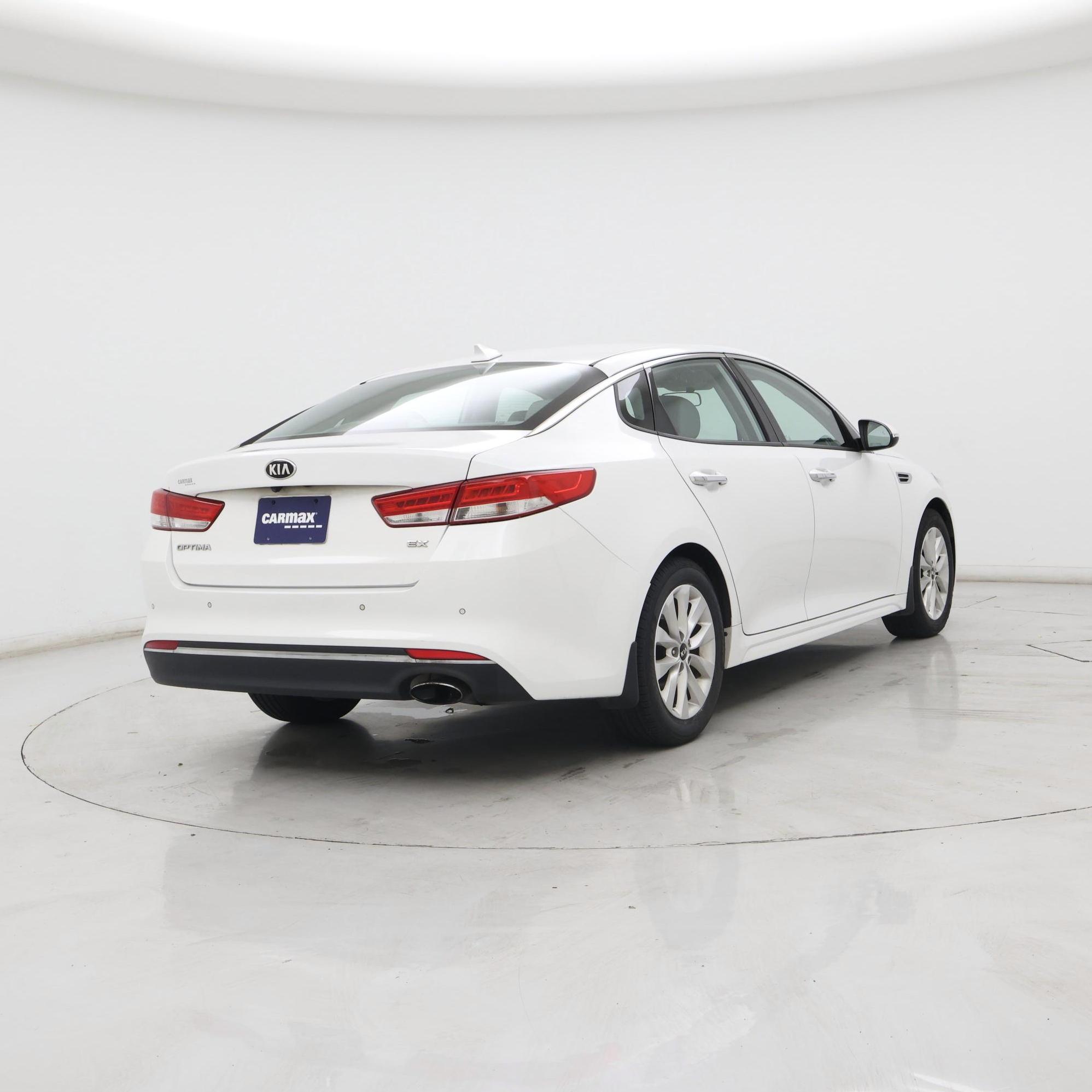 Thumbnail: 2018 Kia Optima - 8