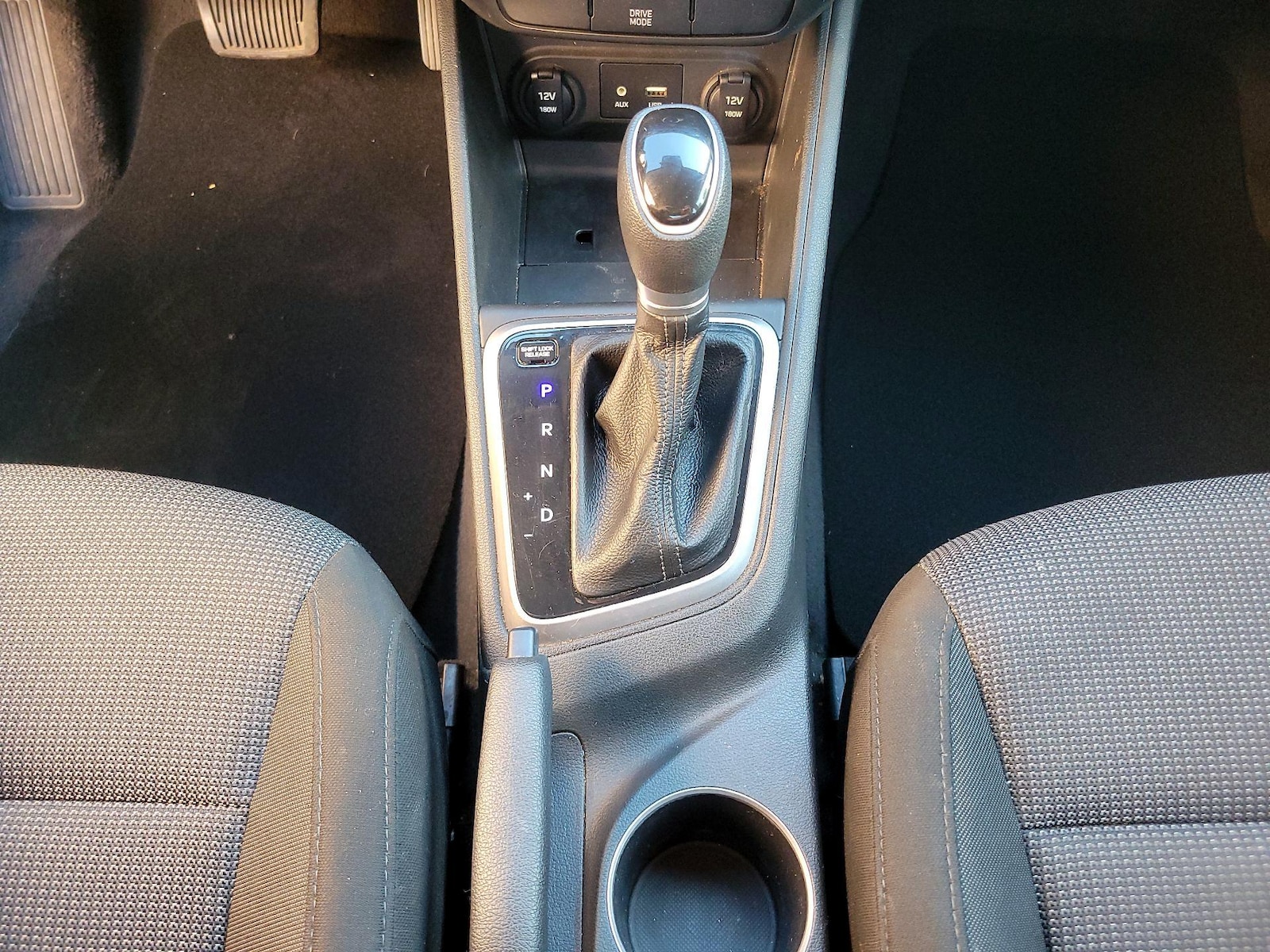 2022 Hyundai Accent SEL - Photo 16